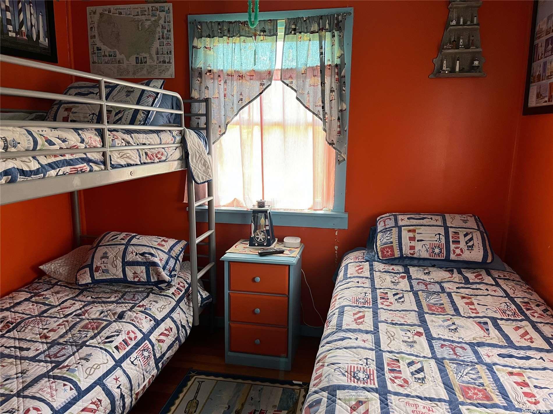 4 Surfview Walk Seaview Seaview, NY 11770