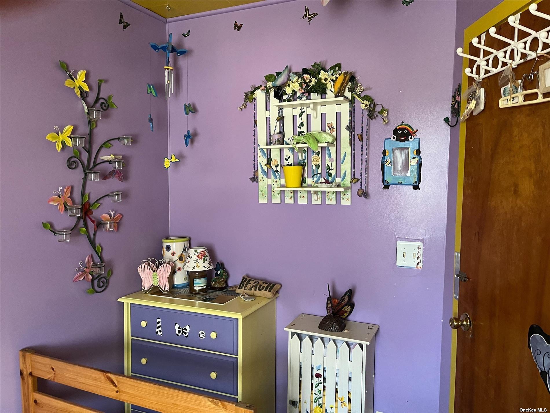 4 Surfview Walk Seaview Seaview, NY 11770