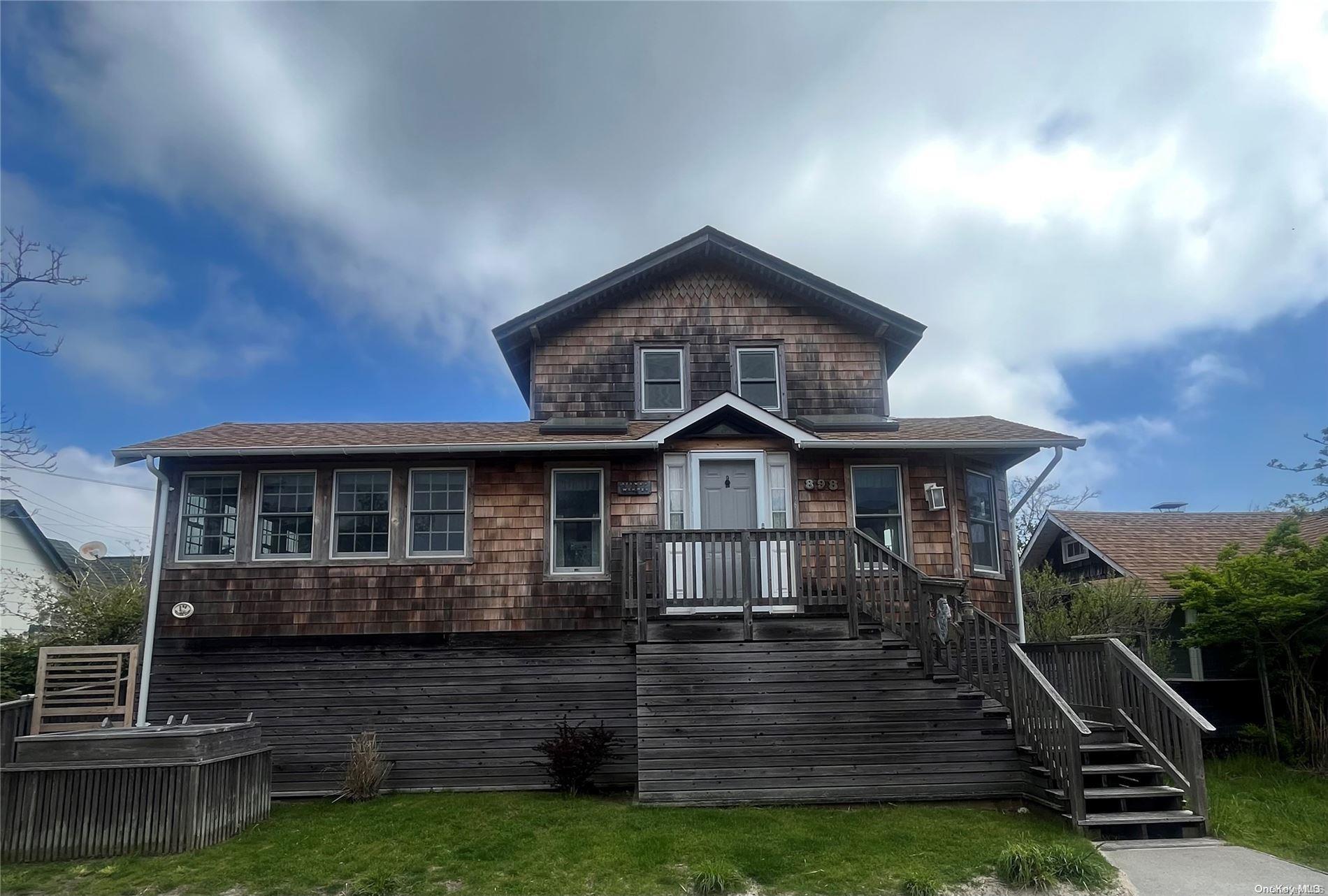 898 Evergreen Walk Ocean Beach Ocean Beach, NY 11770