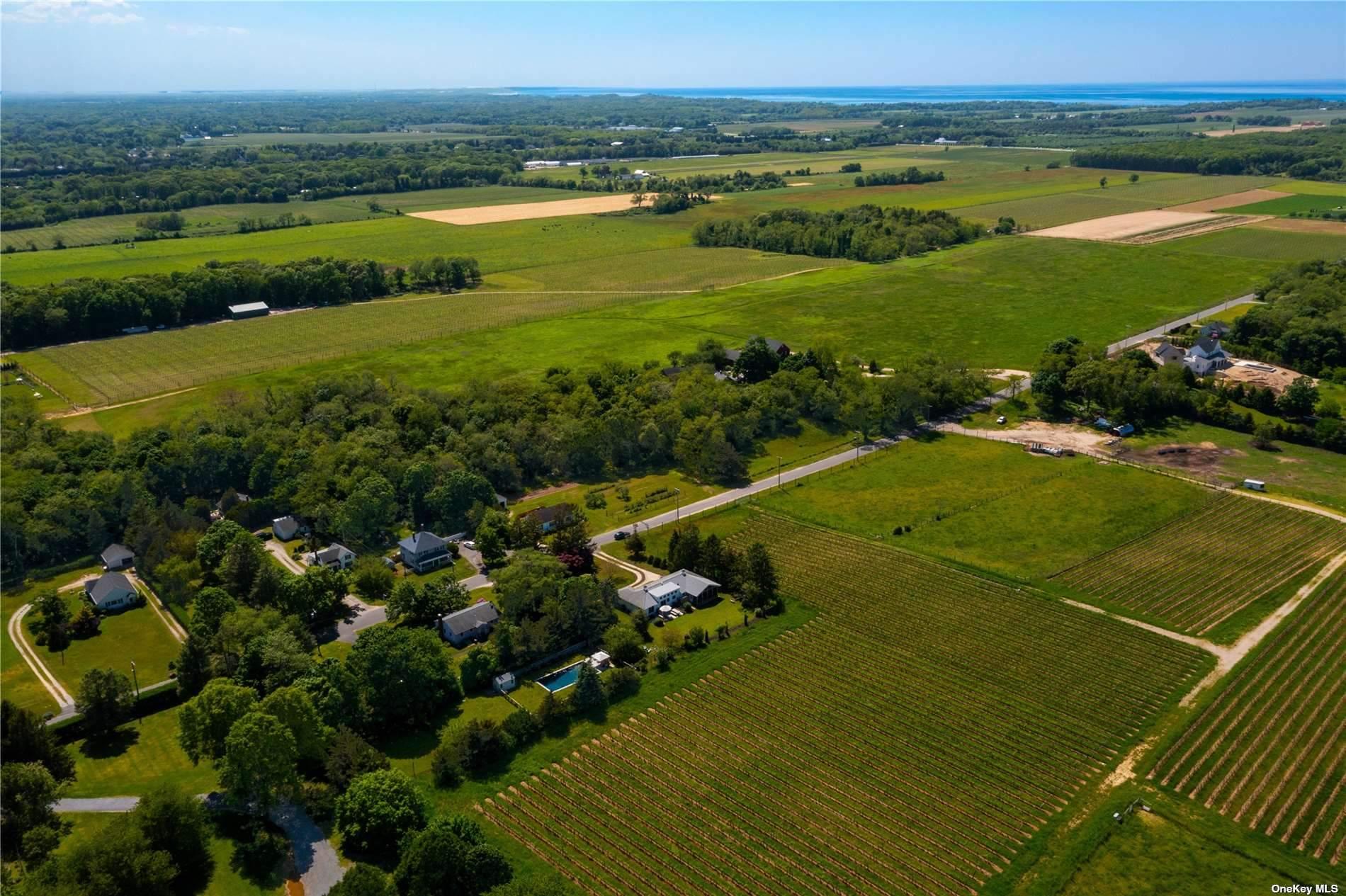 1100 Alvahs Lane Cutchogue Cutchogue NY 11935