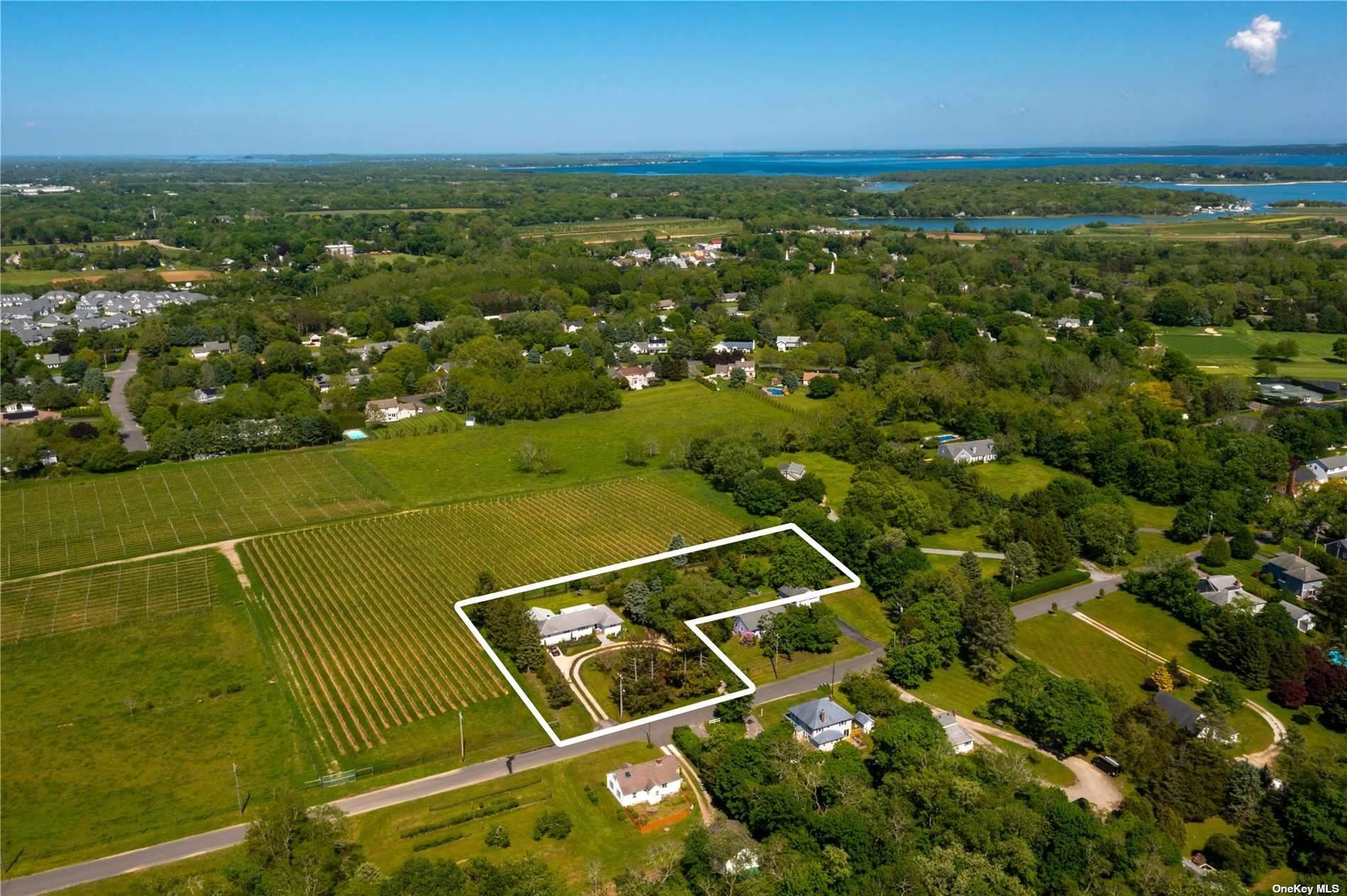 1100 Alvahs Lane Cutchogue Cutchogue NY 11935