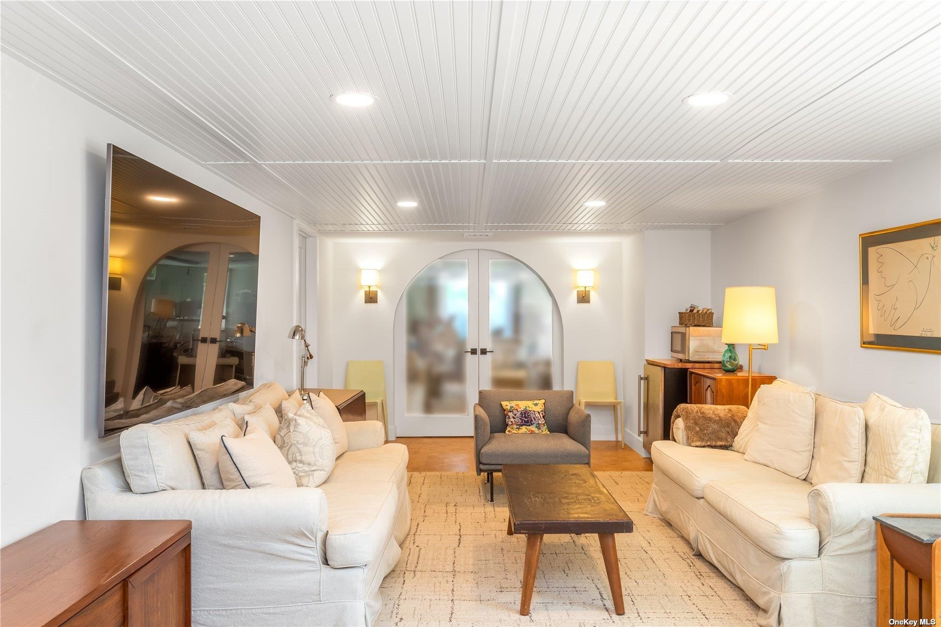 1100 Alvahs Lane Cutchogue Cutchogue NY 11935