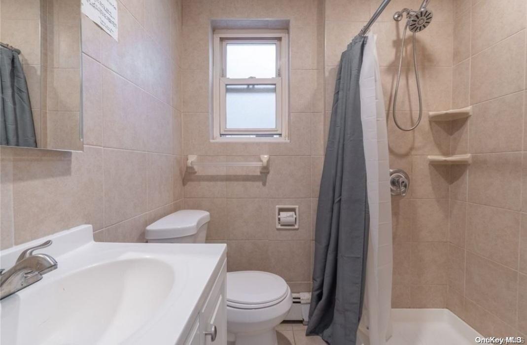 31-10 95th Street East Elmhurst East Elmhurst, NY 11369