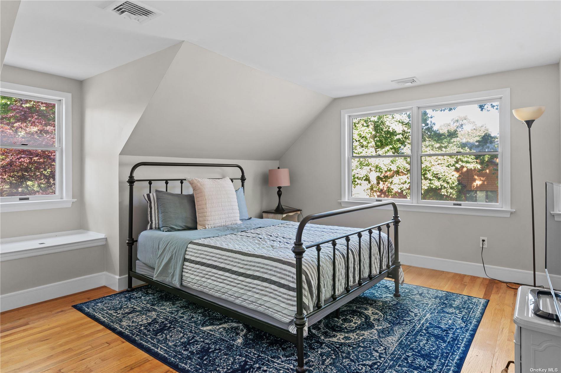 870 Stars Road East Marion East Marion, NY 11939