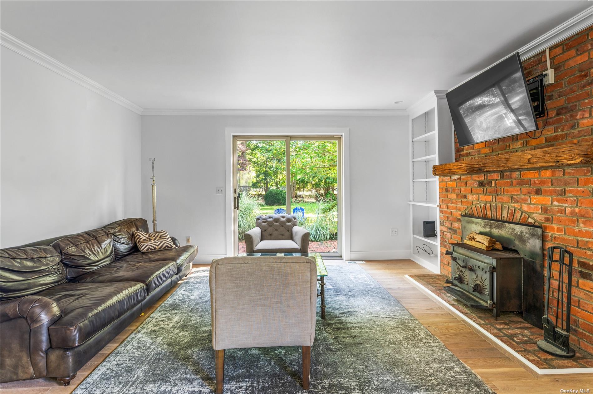 870 Stars Road East Marion East Marion, NY 11939