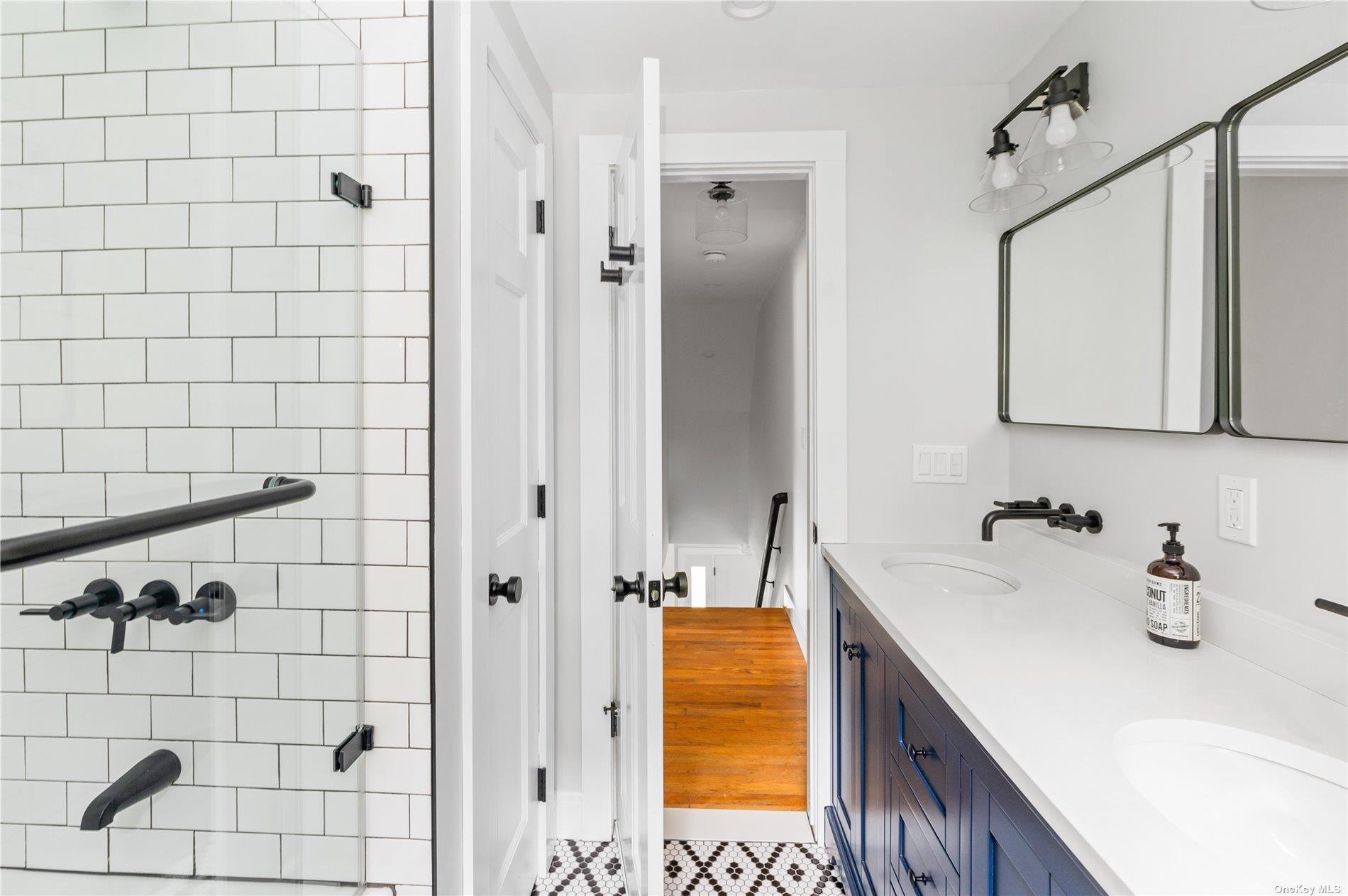 870 Stars Road East Marion East Marion, NY 11939