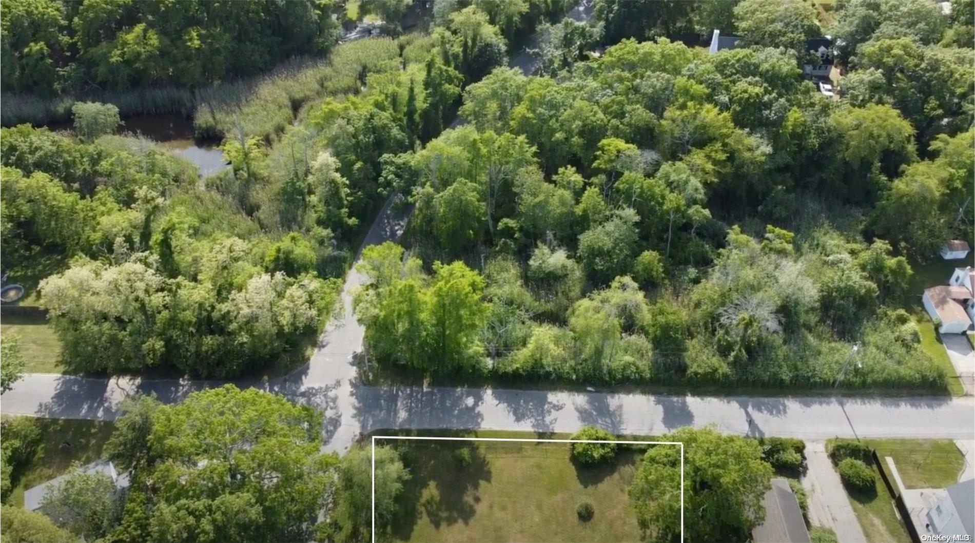 105 Maywood Road Mastic Beach Mastic Beach, NY 11951