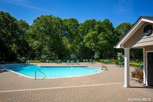 1 Brookwood Drive 1304-B Coram Coram NY 11727