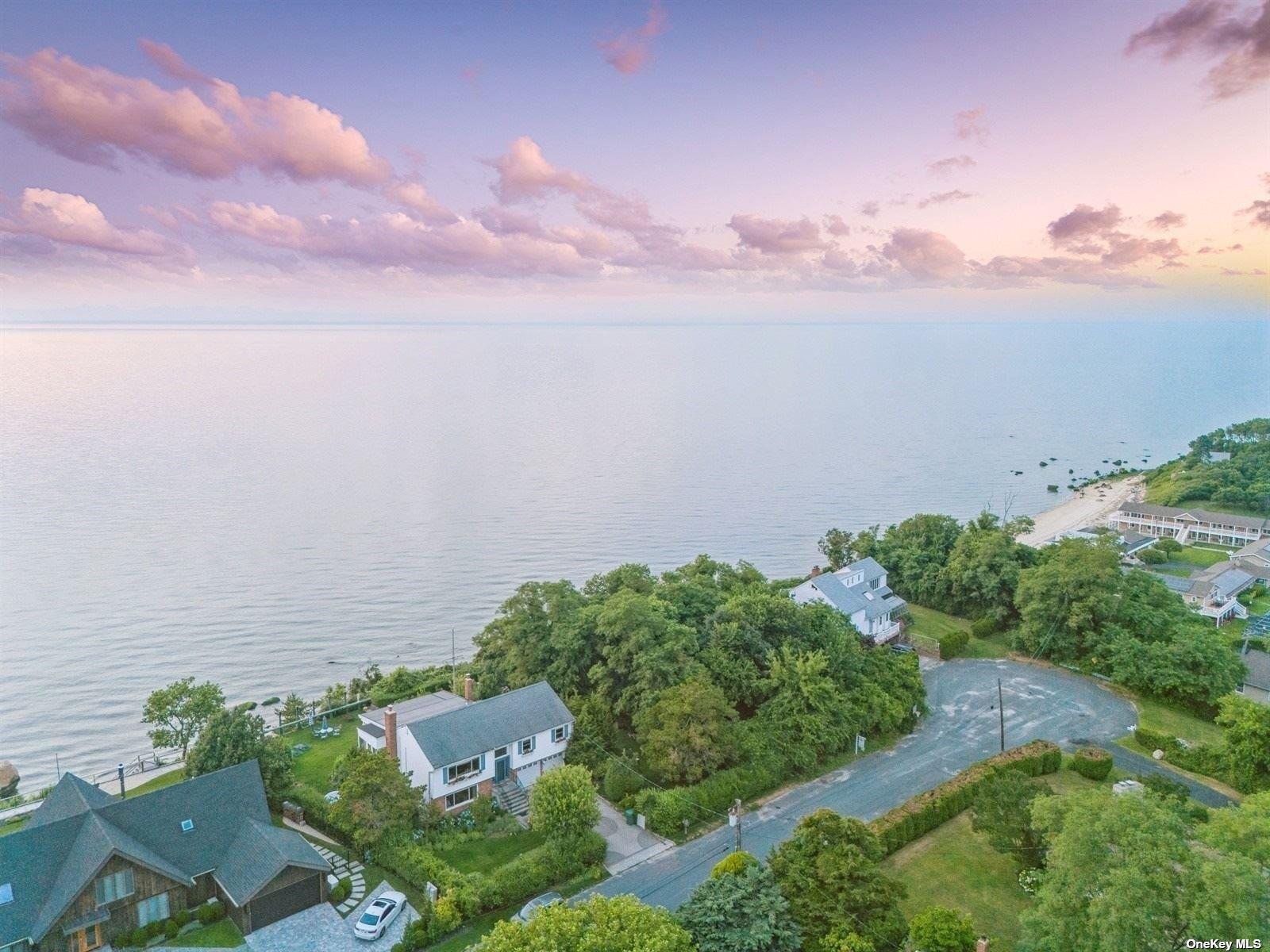 895 Glen Court Cutchogue Cutchogue, NY 11935