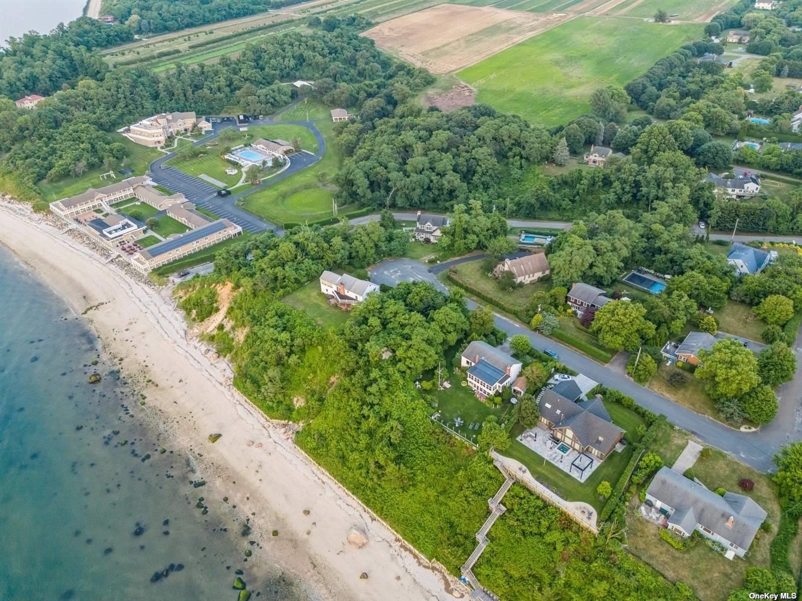 895 Glen Court Cutchogue Cutchogue, NY 11935