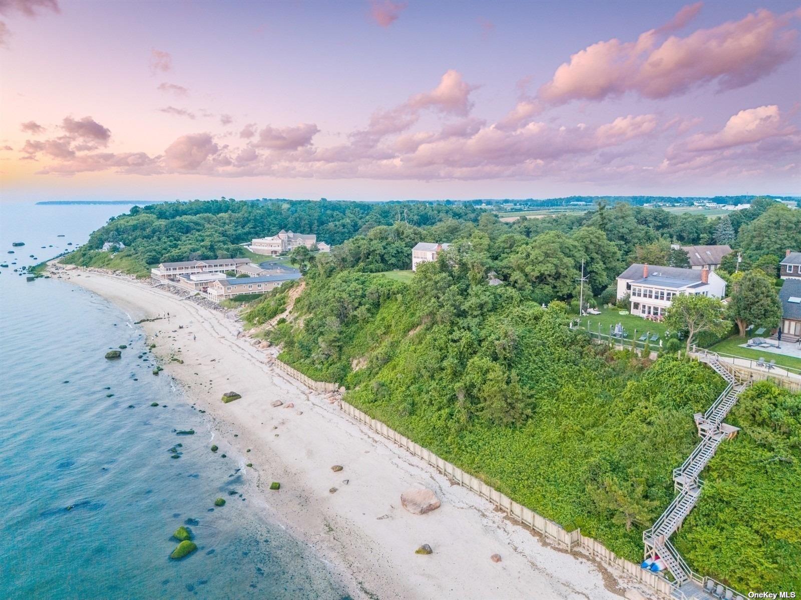 895 Glen Court Cutchogue Cutchogue, NY 11935