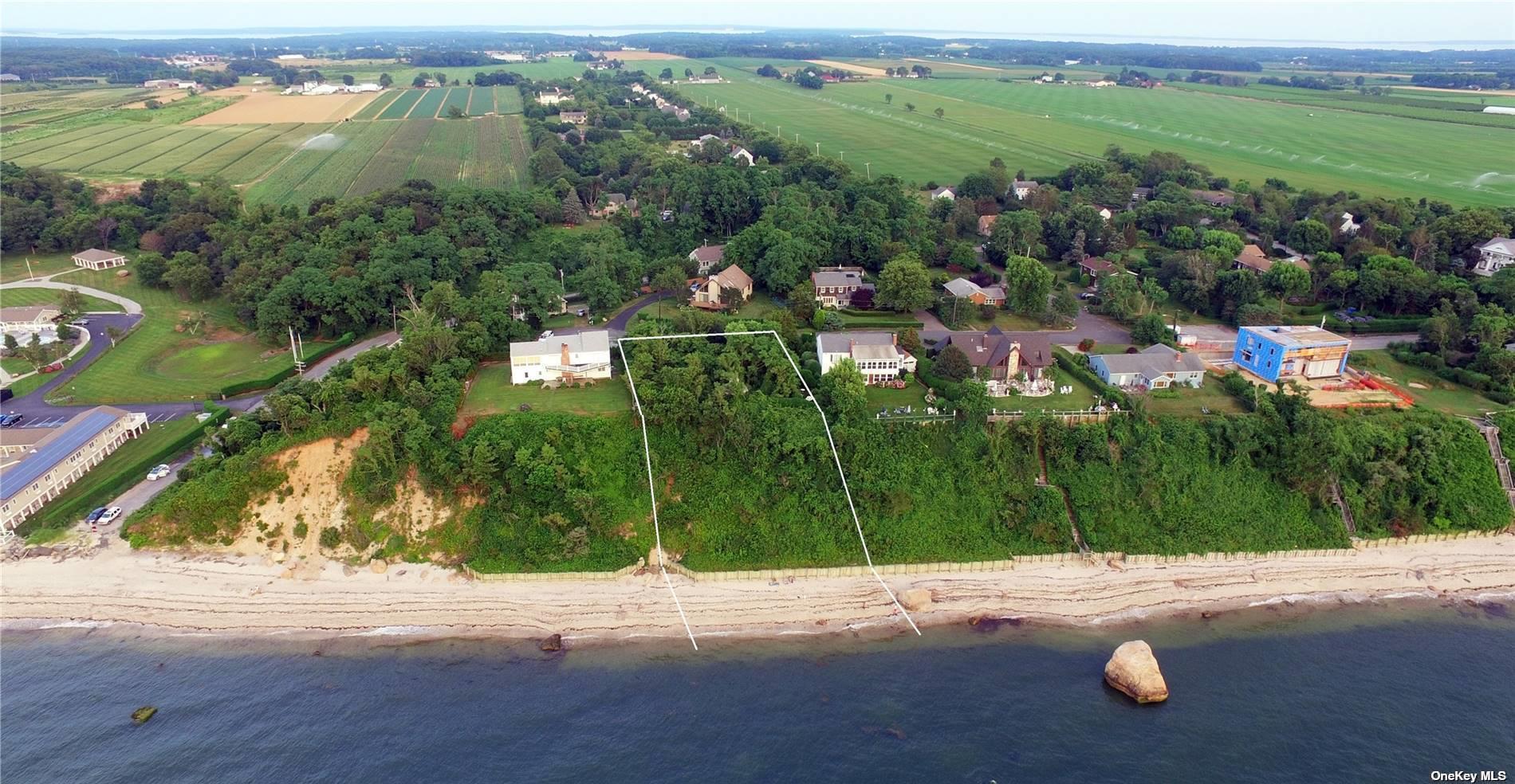 895 Glen Court Cutchogue Cutchogue, NY 11935