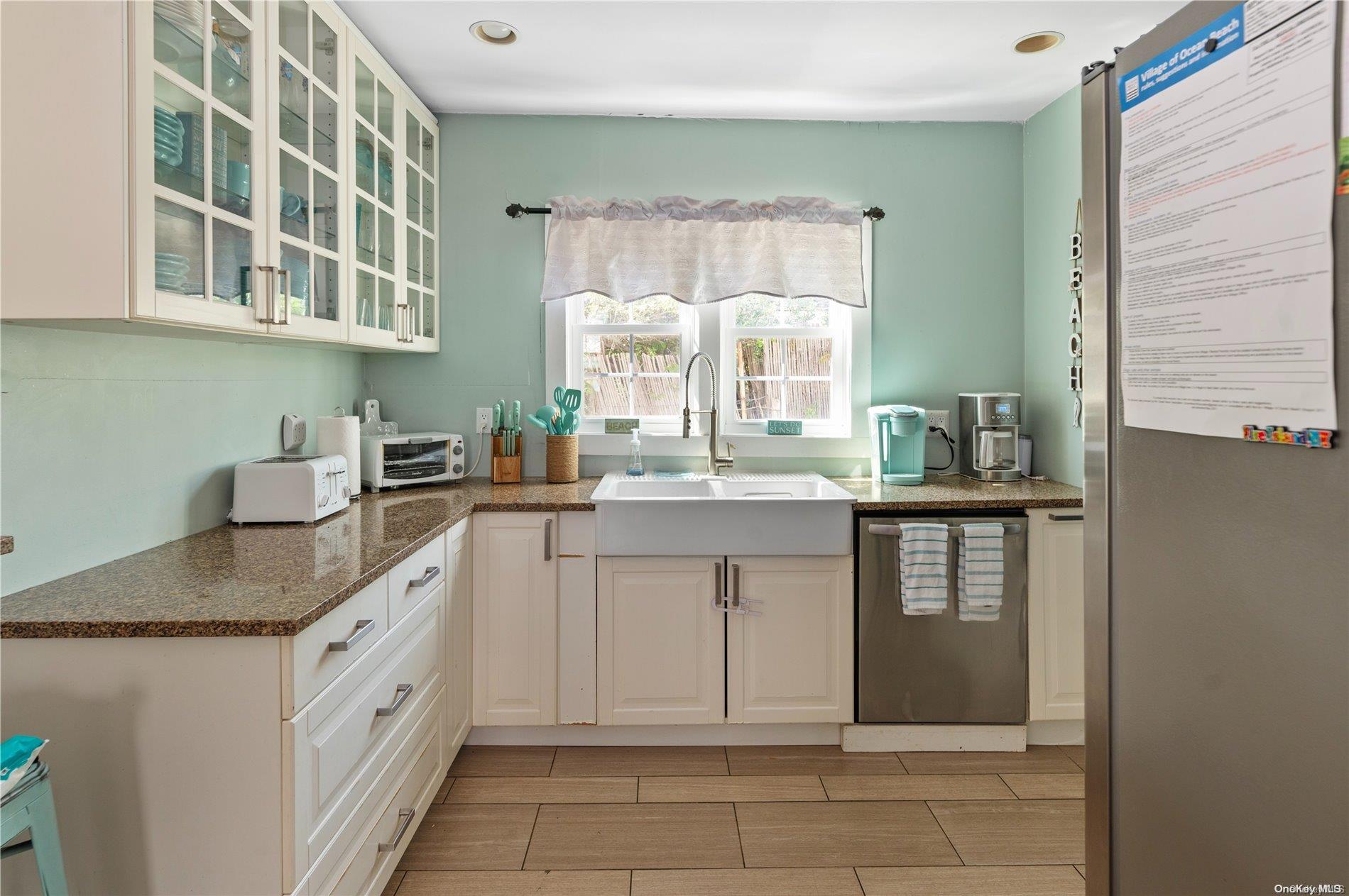 180 Cottage Walk Ocean Beach Ocean Beach, NY 11770