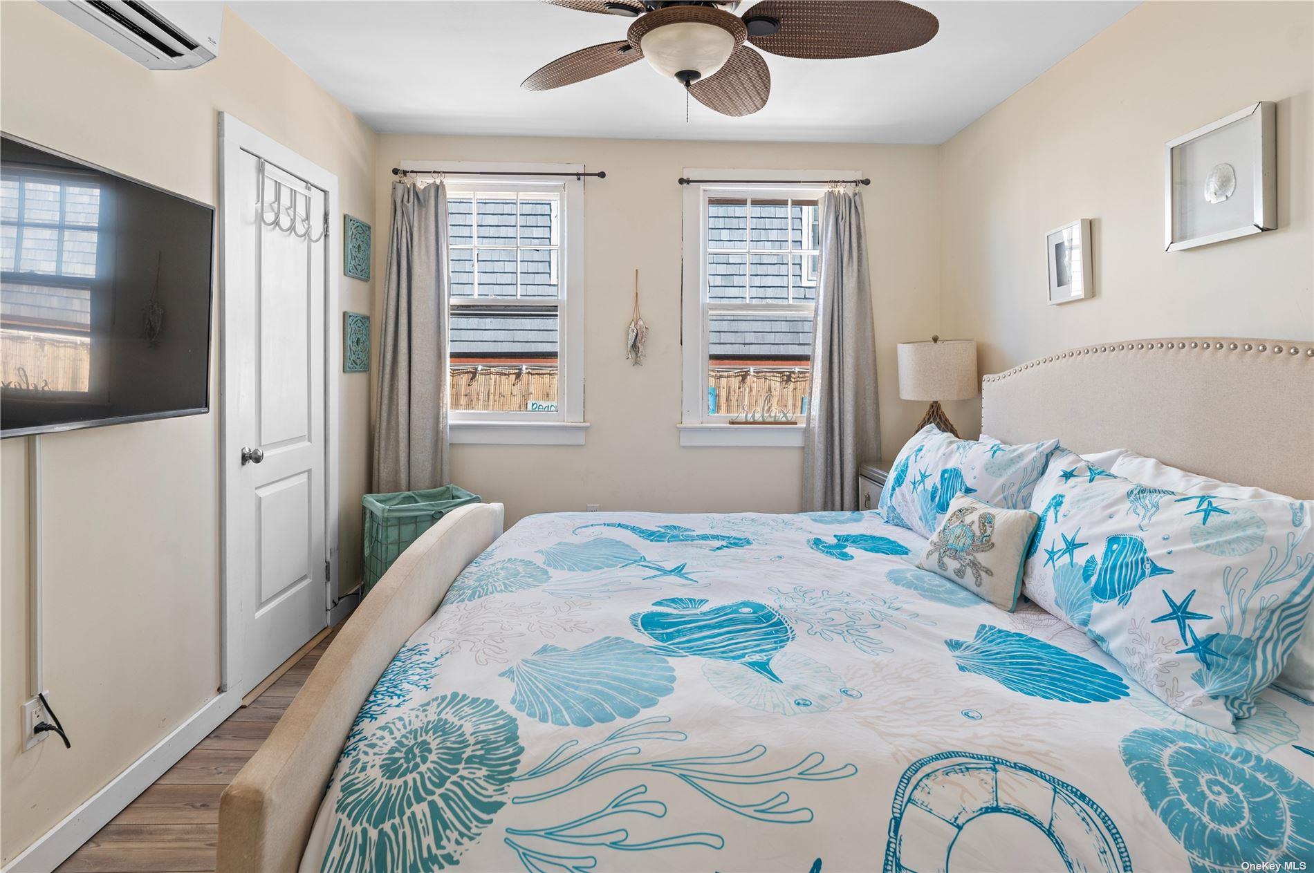 180 Cottage Walk Ocean Beach Ocean Beach, NY 11770