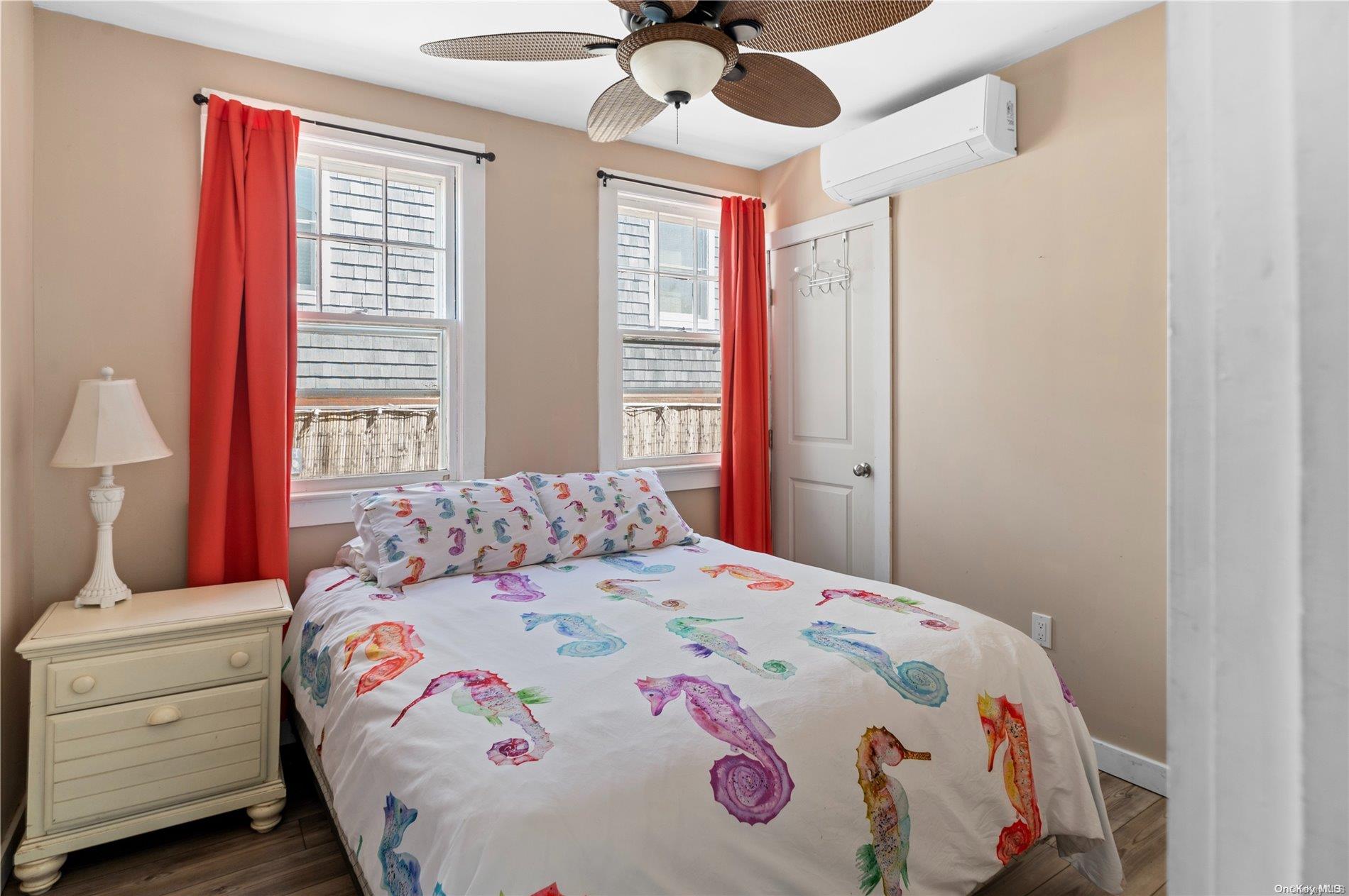 180 Cottage Walk Ocean Beach Ocean Beach, NY 11770