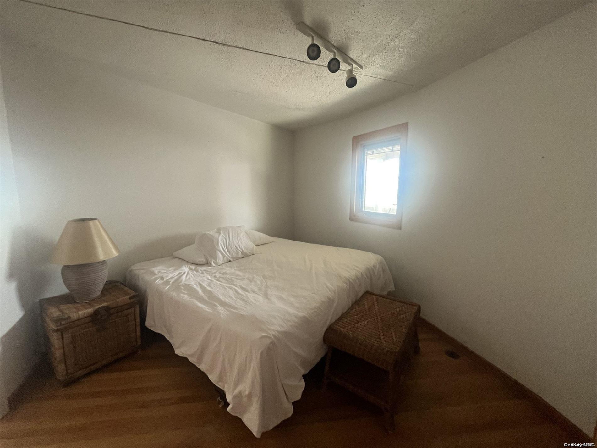 85 Bungalow Walk Ocean Beach Ocean Beach, NY 11770