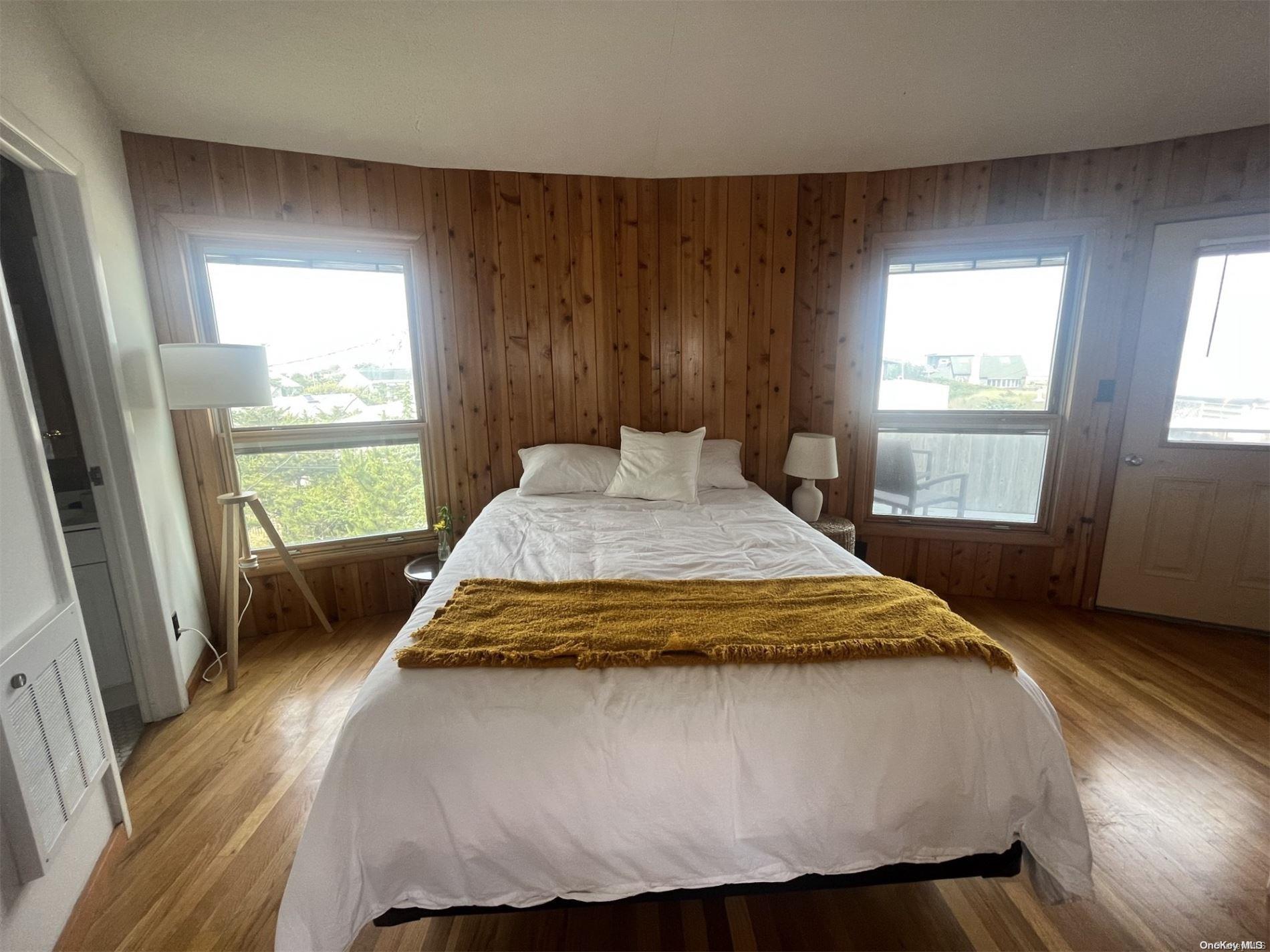 85 Bungalow Walk Ocean Beach Ocean Beach, NY 11770