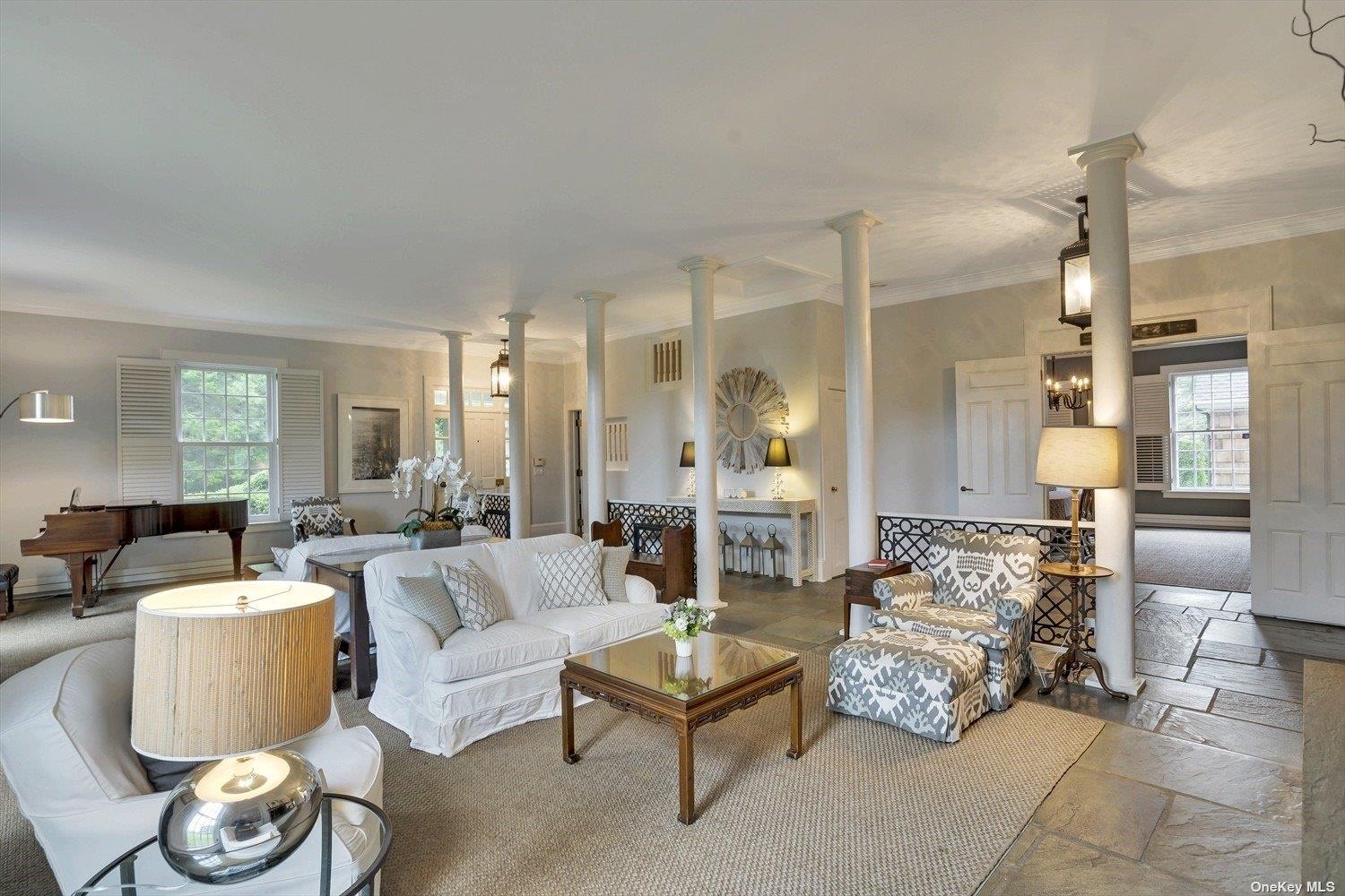 5 Shinnecock Road Quogue Quogue, NY 11959