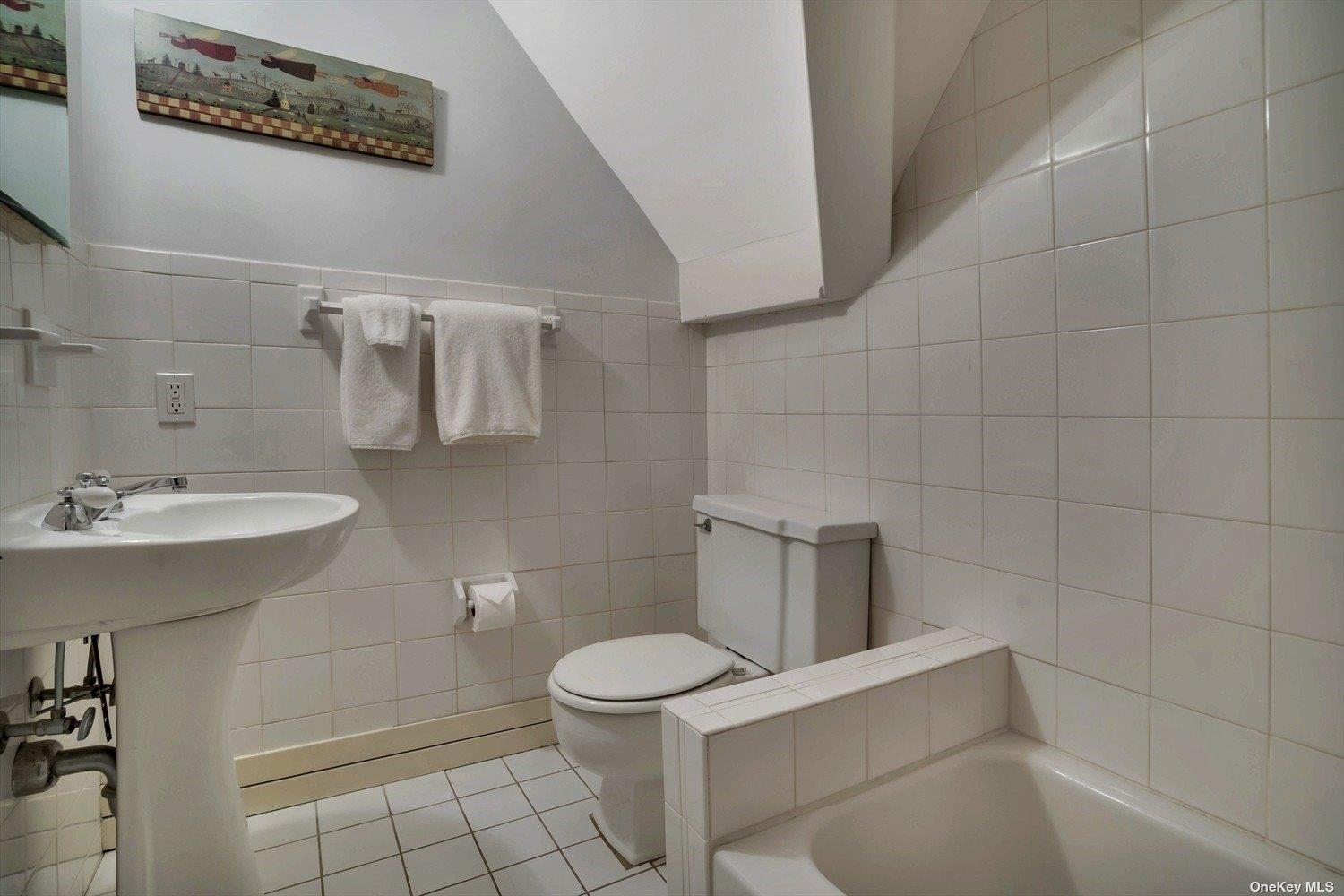 5 Shinnecock Road Quogue Quogue, NY 11959