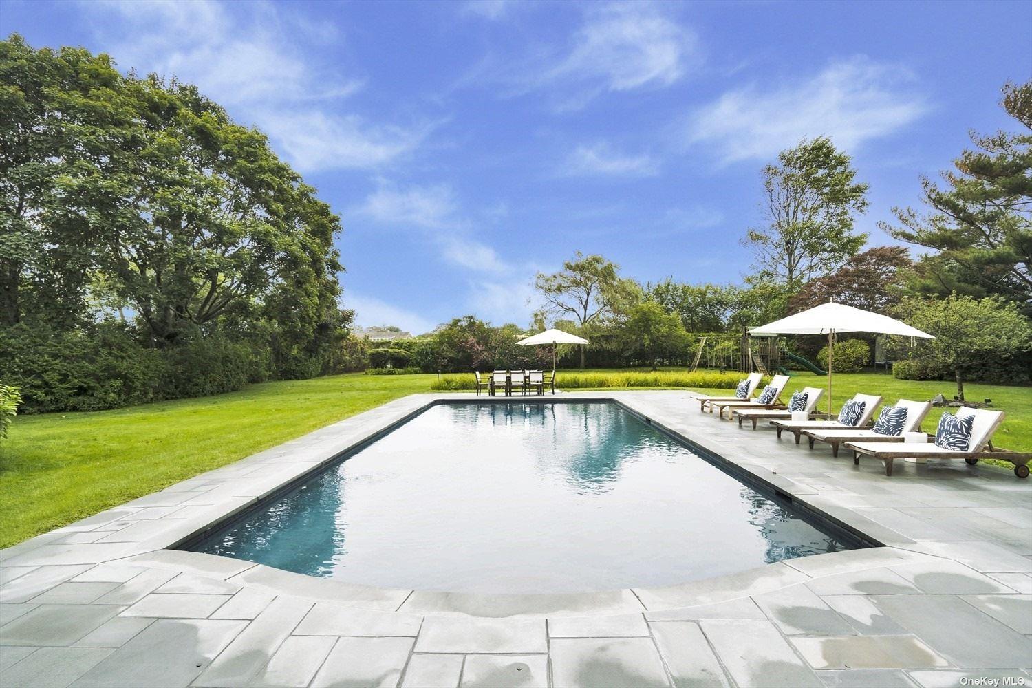 5 Shinnecock Road Quogue Quogue, NY 11959