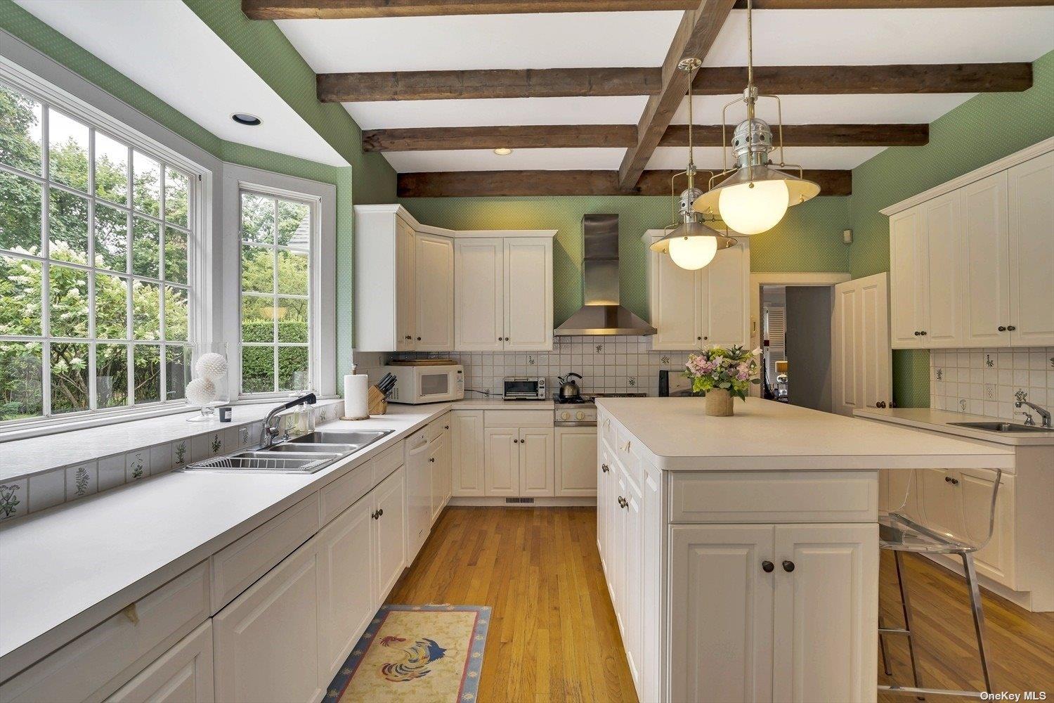 5 Shinnecock Road Quogue Quogue, NY 11959