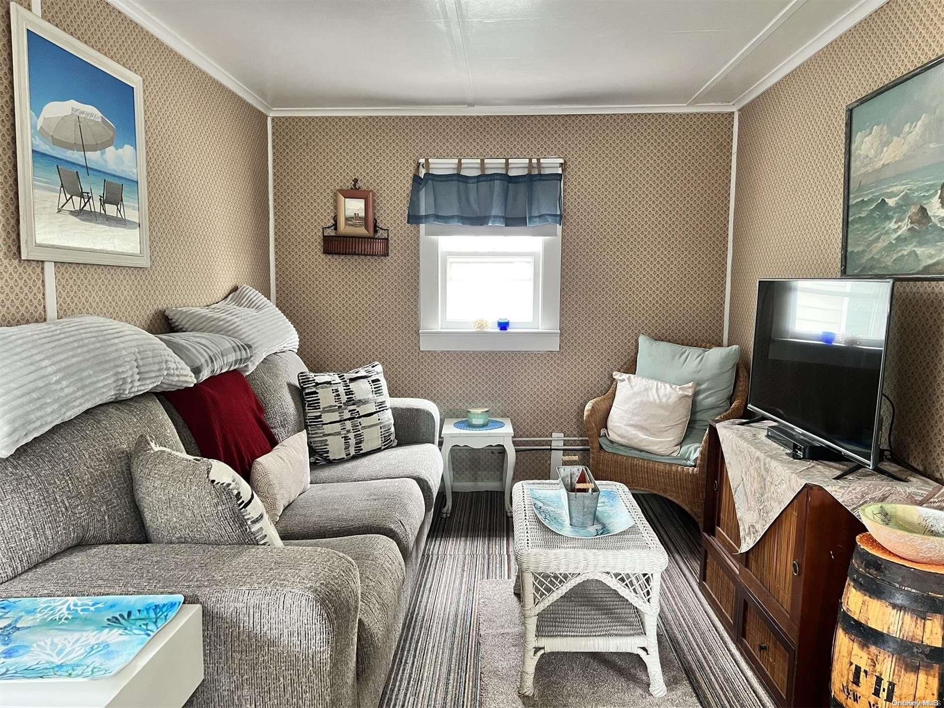 63 Bungalow Walk Ocean Beach Ocean Beach, NY 11770