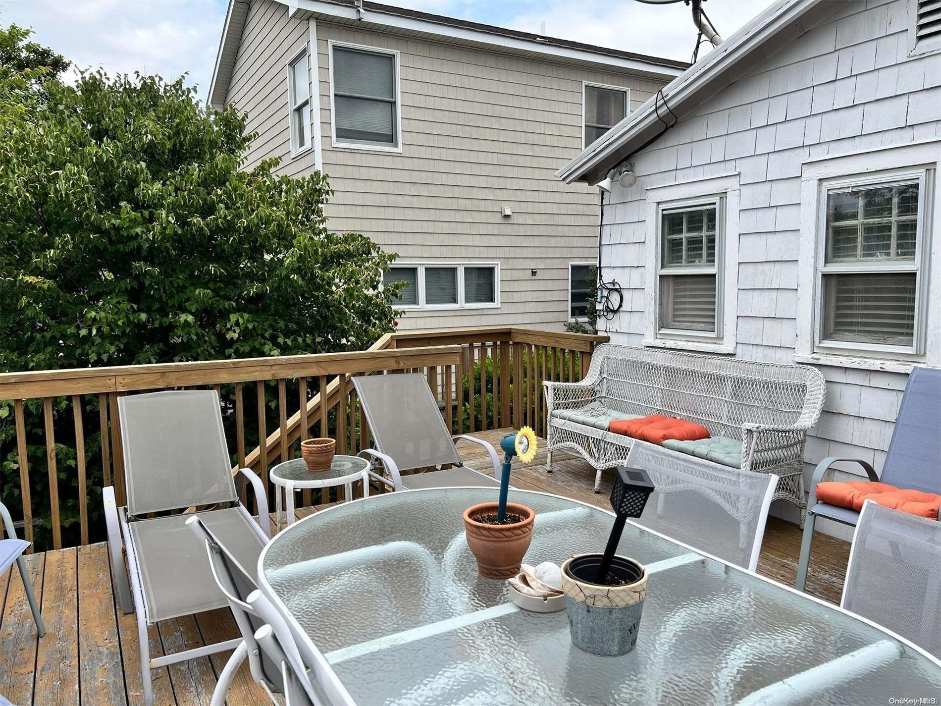 63 Bungalow Walk Ocean Beach Ocean Beach, NY 11770