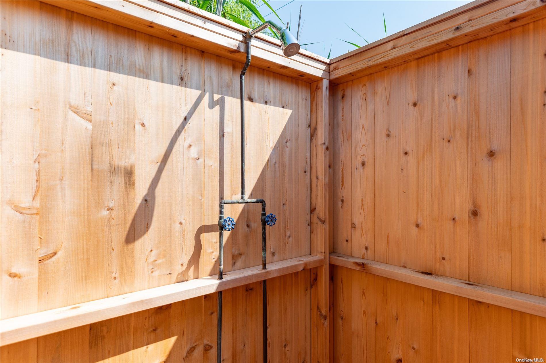 453 Denhoff Walk Ocean Beach Ocean Beach, NY 11770