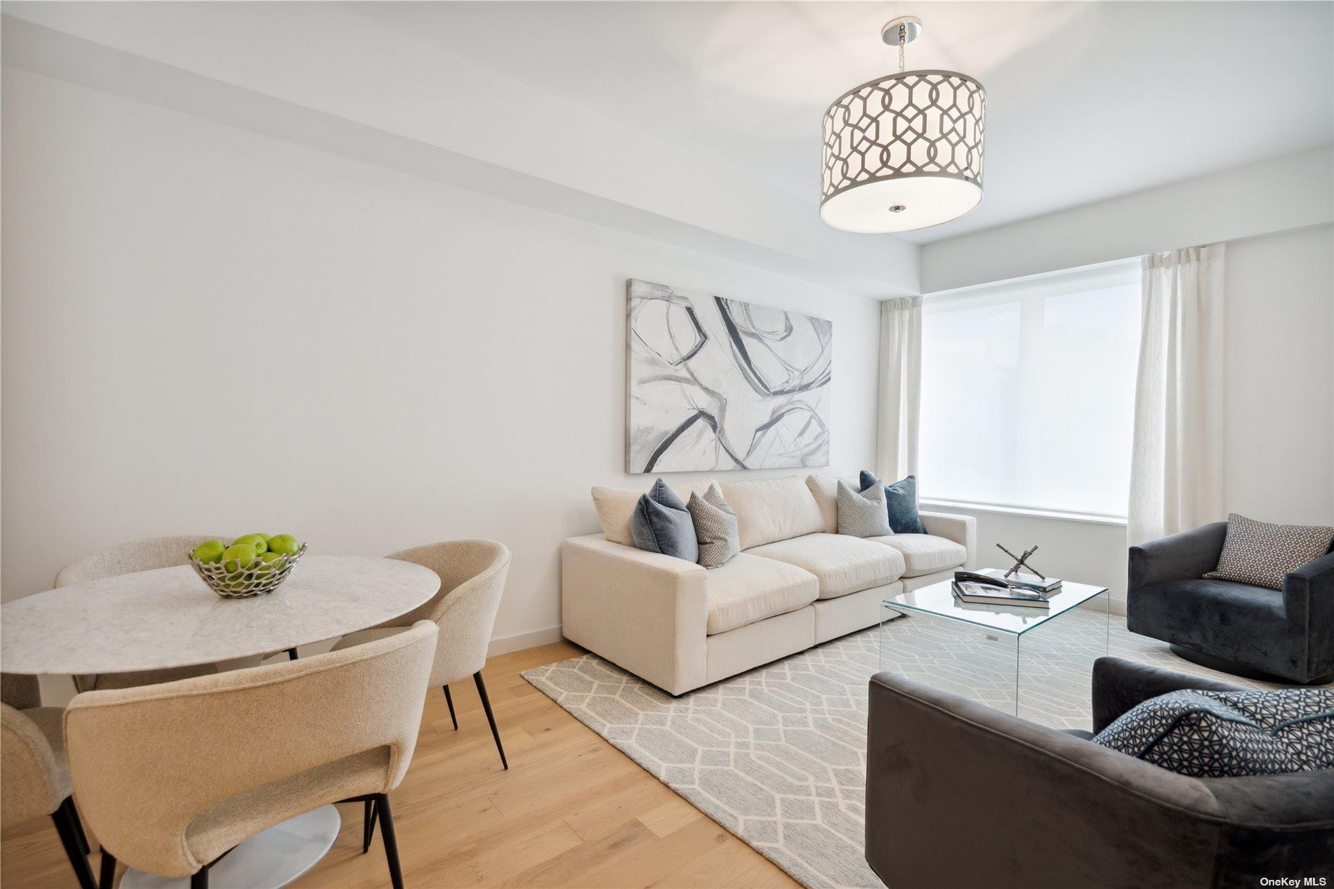 218 Middle Neck Road 205 Great Neck Great Neck, NY 11021