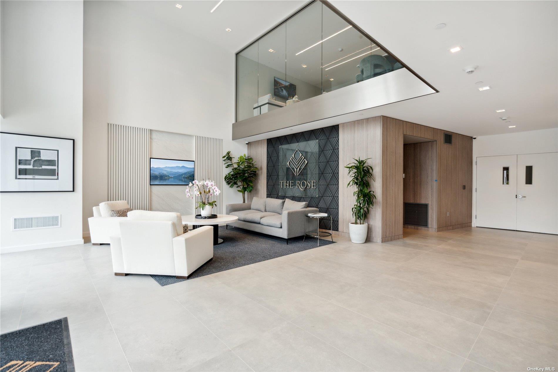 218 Middle Neck Road 107 Great Neck Great Neck, NY 11021