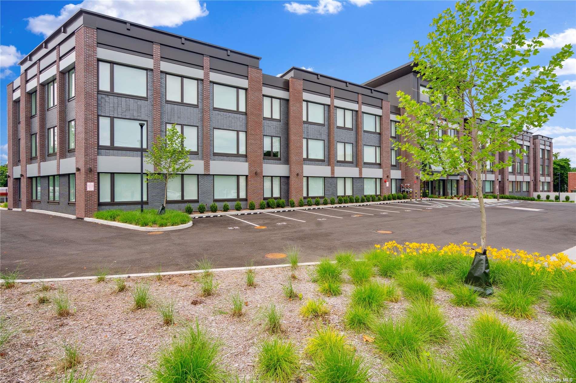 218 Middle Neck Road 107 Great Neck Great Neck, NY 11021