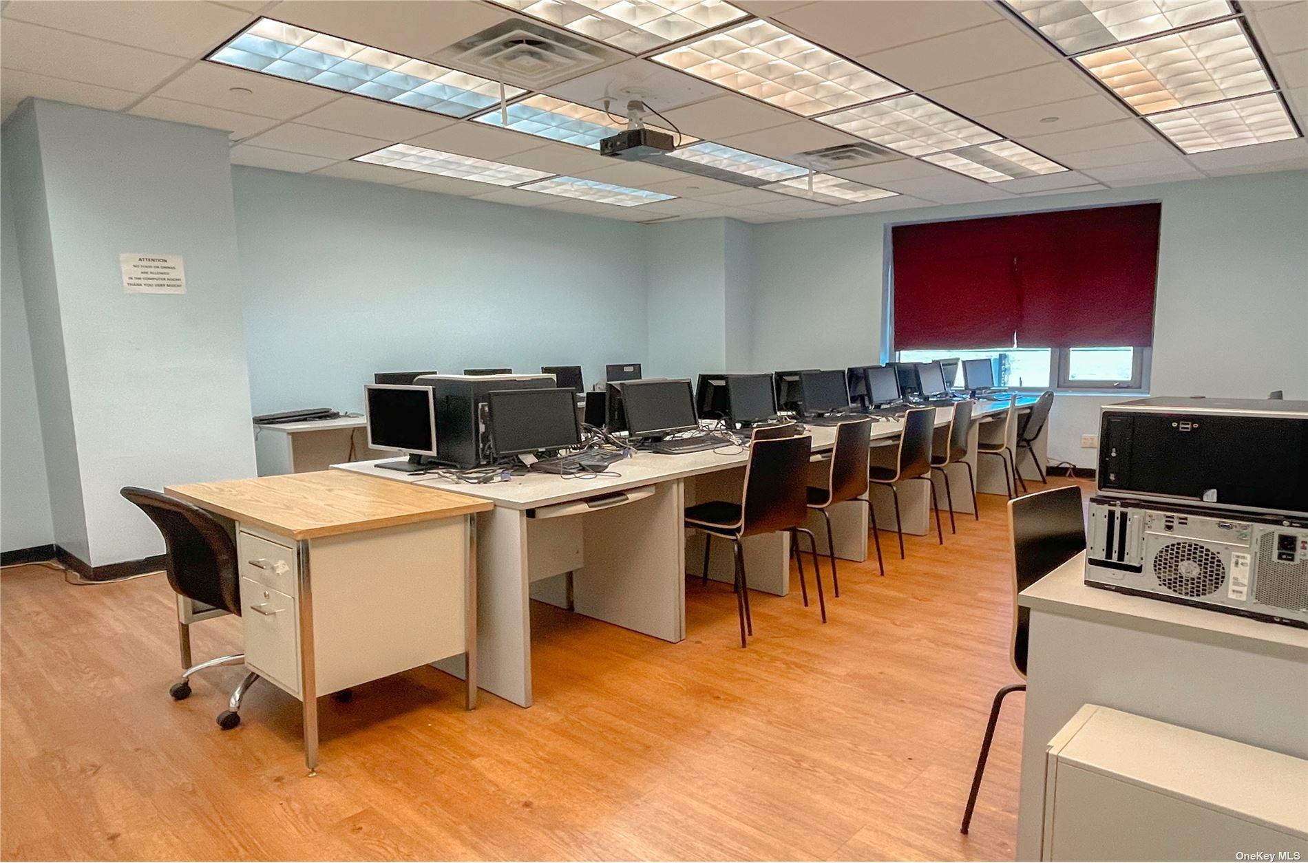 38-25 Main Street Street 4-A Flushing Flushing, NY 11354