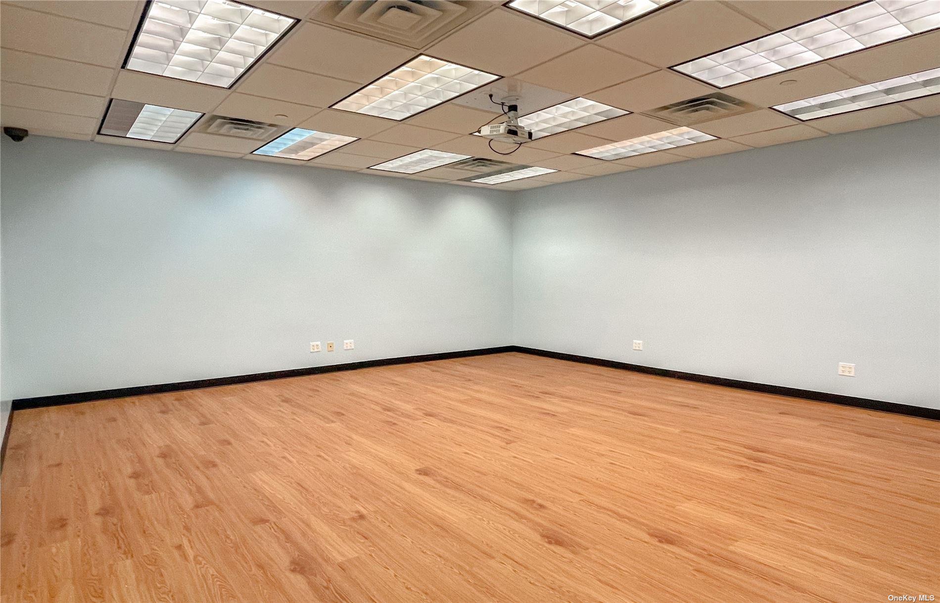 38-25 Main Street Street 4-A Flushing Flushing, NY 11354