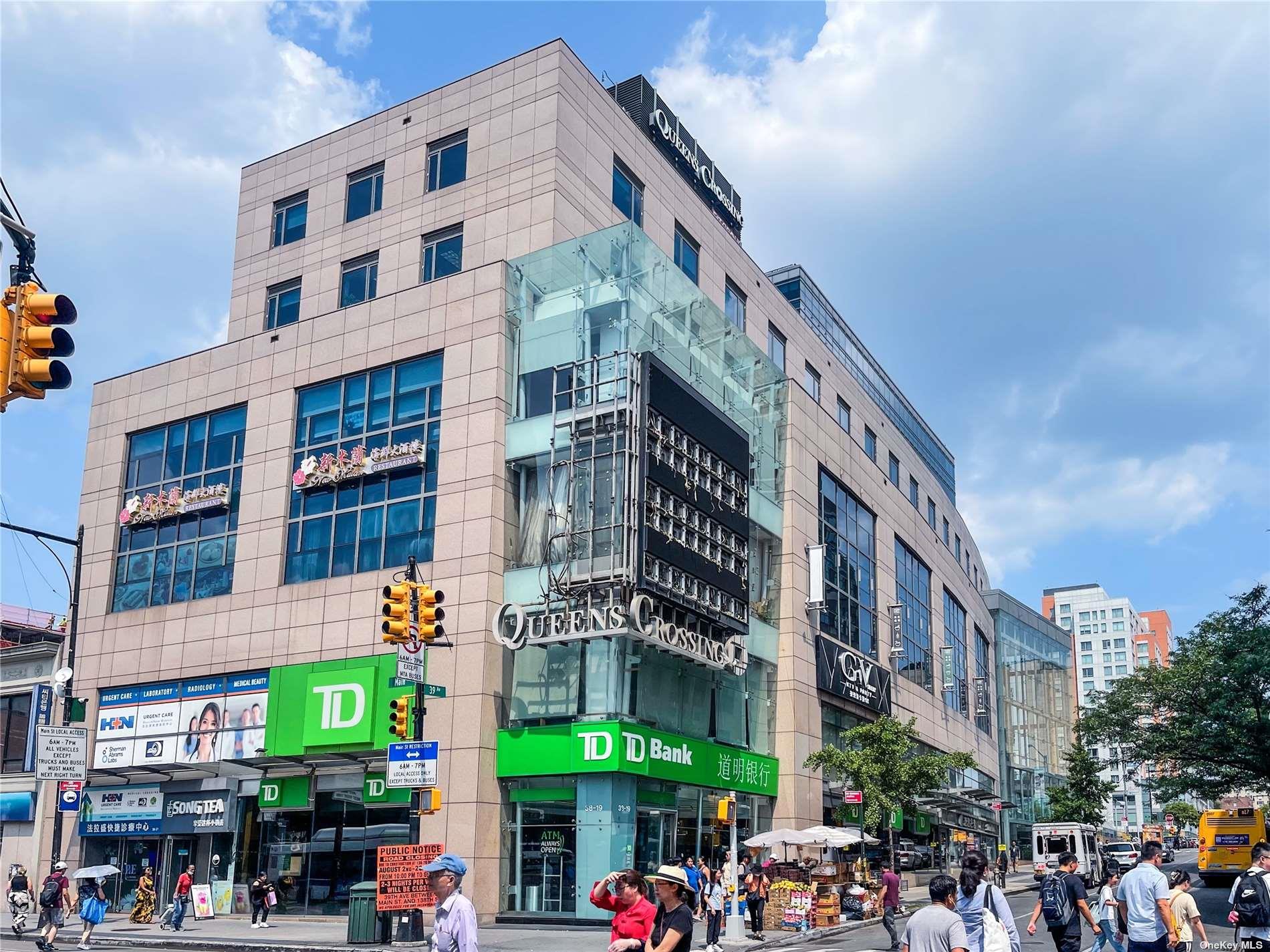 136-20 38th Avenue 4A-1 Flushing Flushing, NY 11354