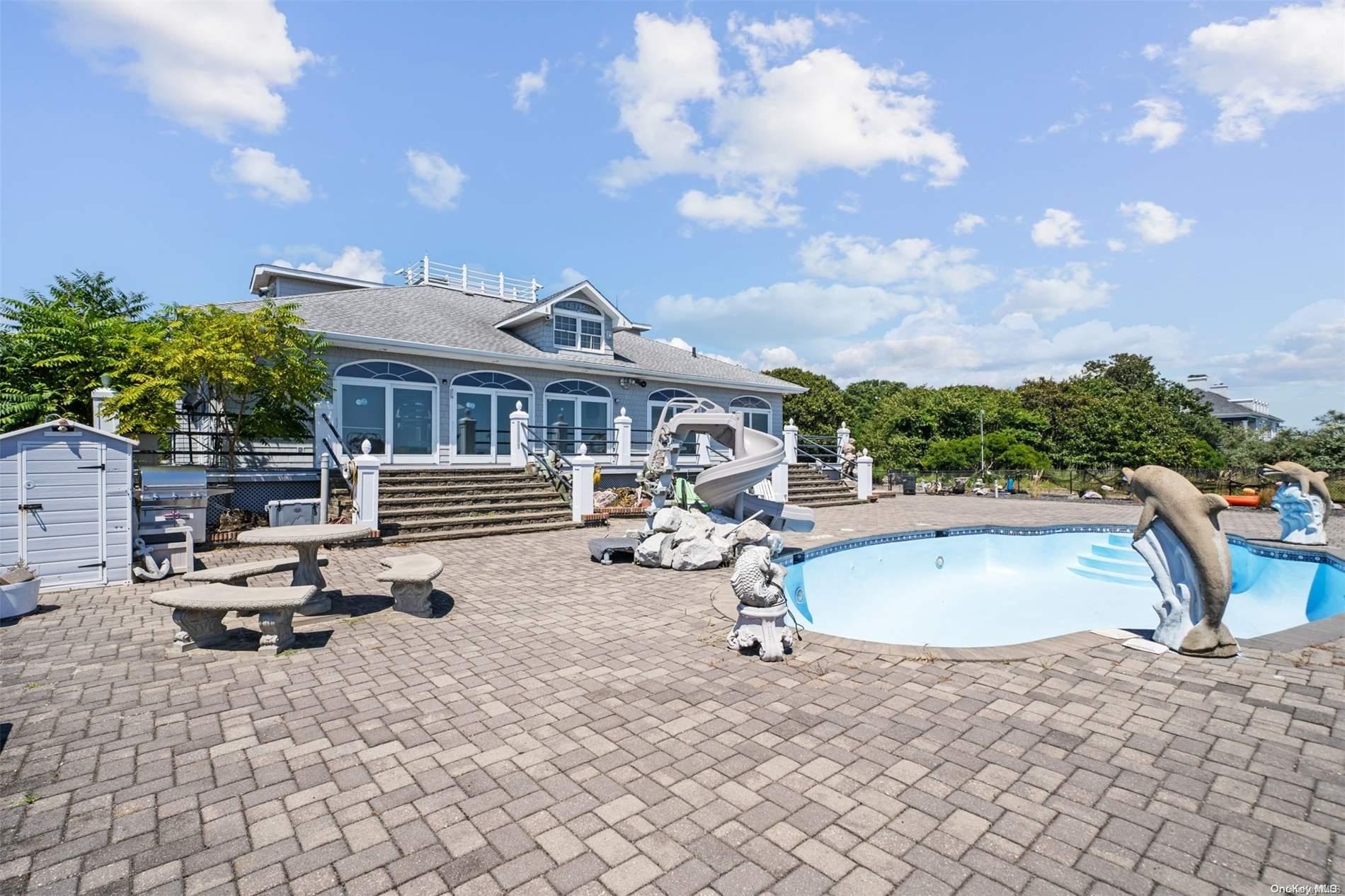 48 S Old Neck Road Center Moriches Center Moriches, NY 11934