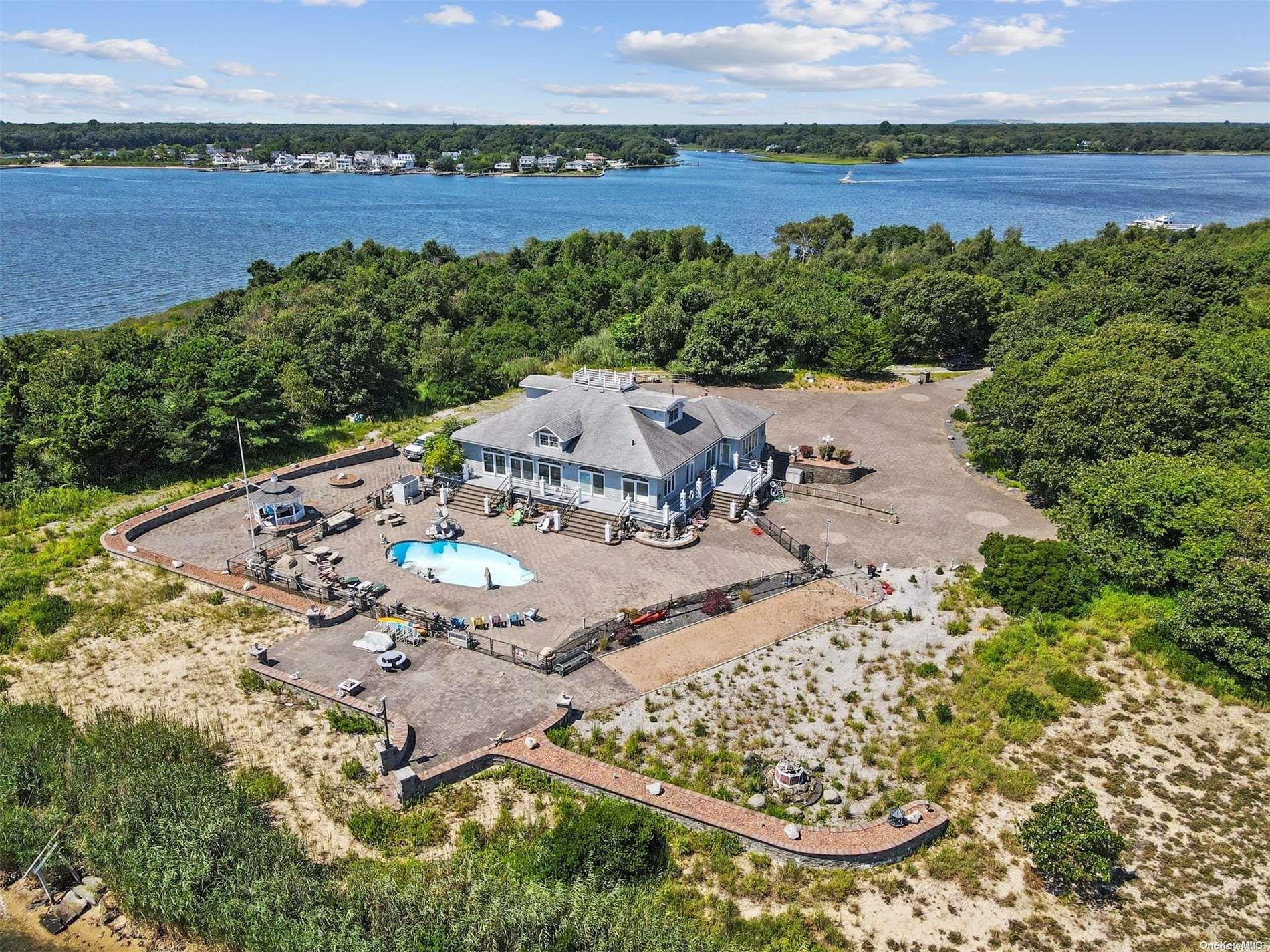 48 S Old Neck Road Center Moriches Center Moriches, NY 11934