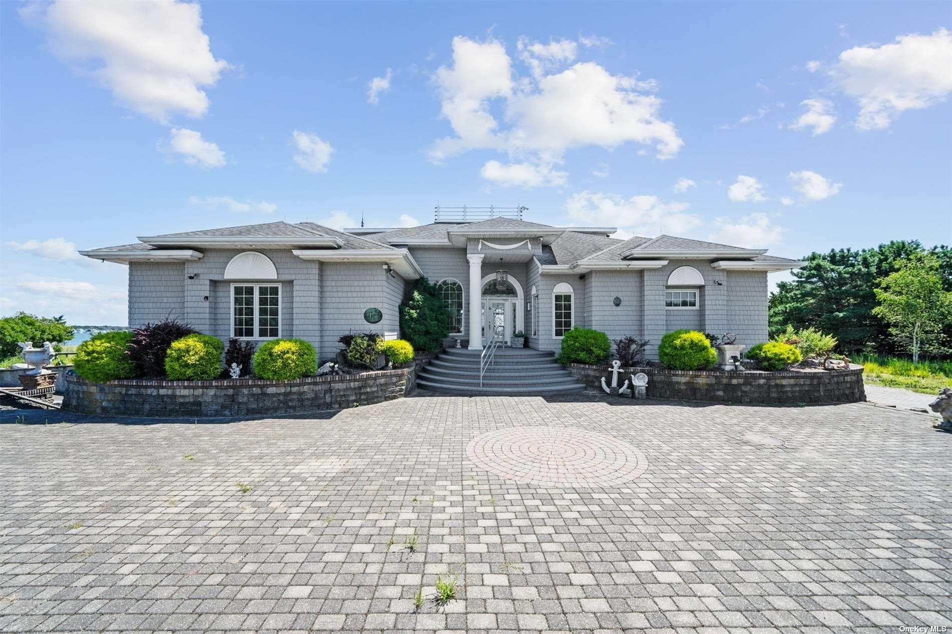 48 S Old Neck Road Center Moriches Center Moriches, NY 11934