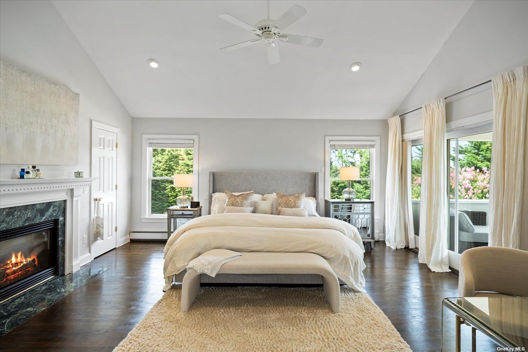 31 Blackwatch Court Southampton Southampton, NY 11968