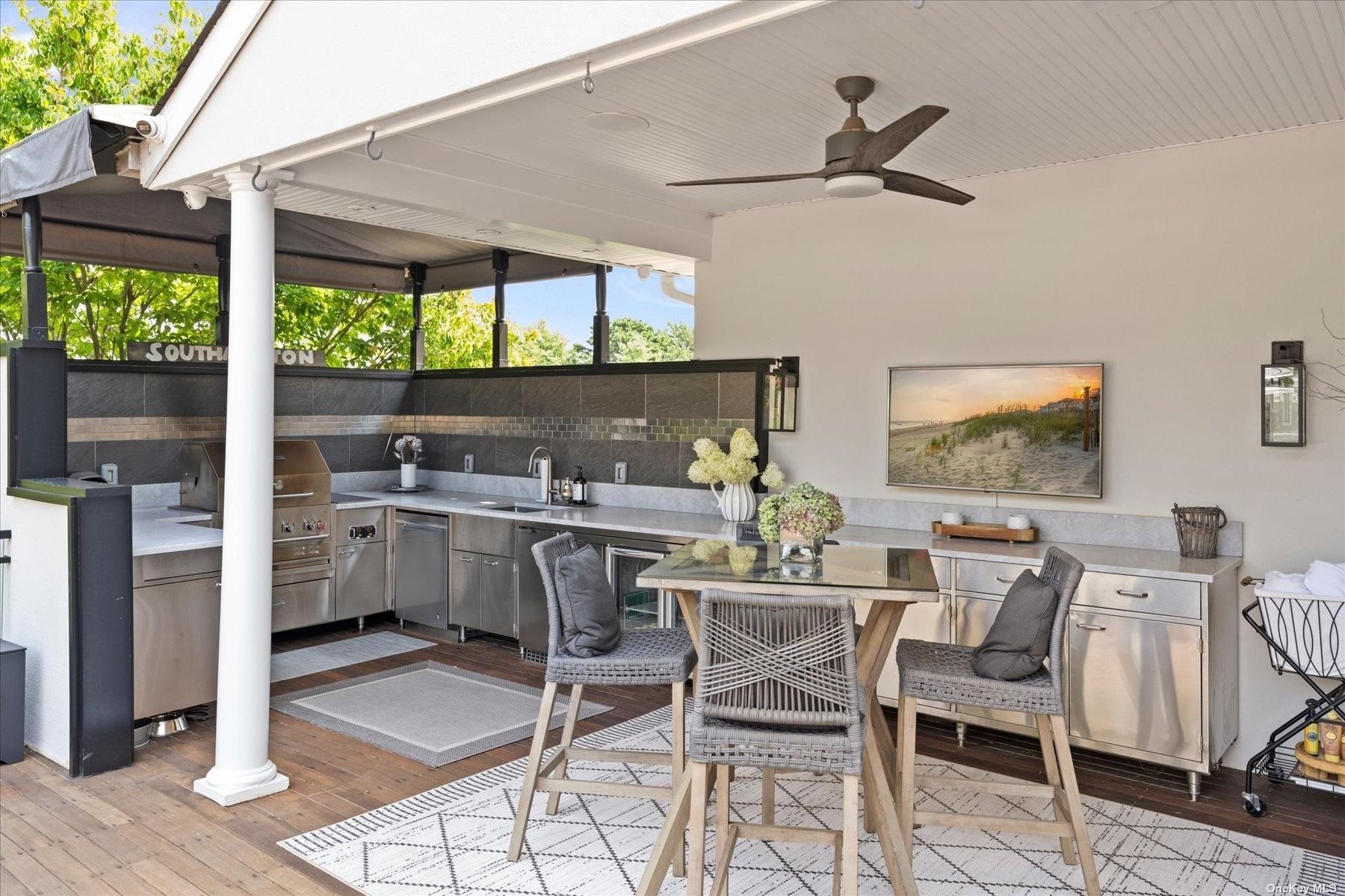 31 Blackwatch Court Southampton Southampton, NY 11968