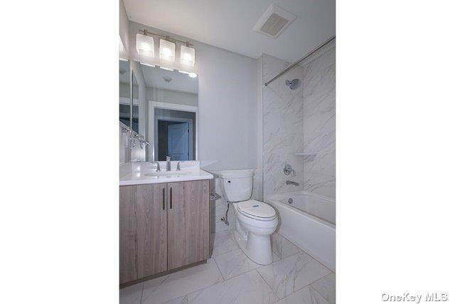 300 Sutton Court 115 Mount Sinai, NY 11766