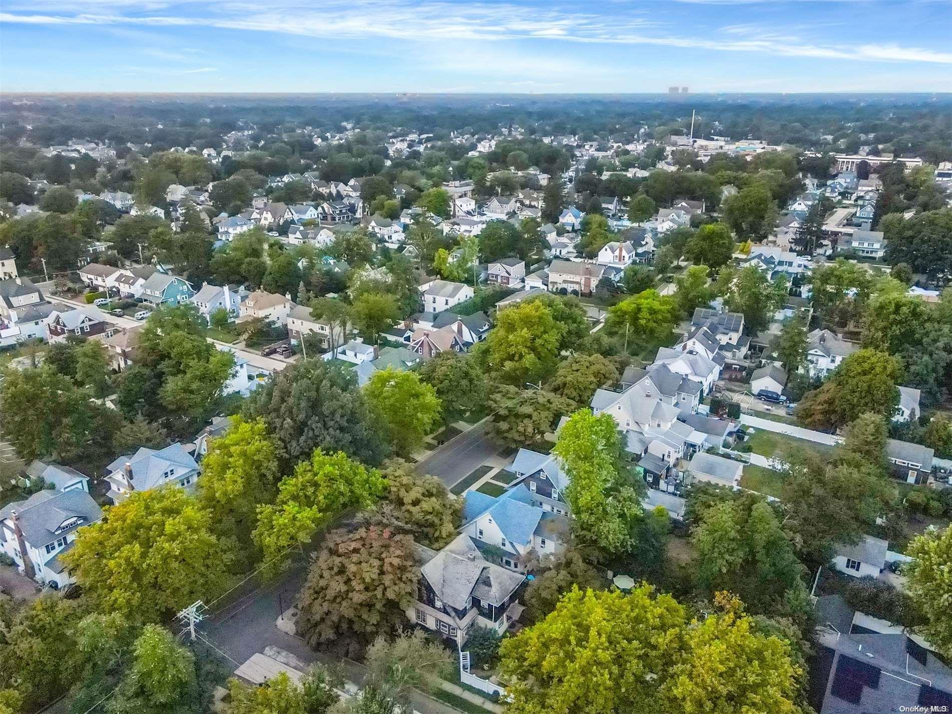 266 Earle Avenue Lynbrook Lynbrook, NY 11563