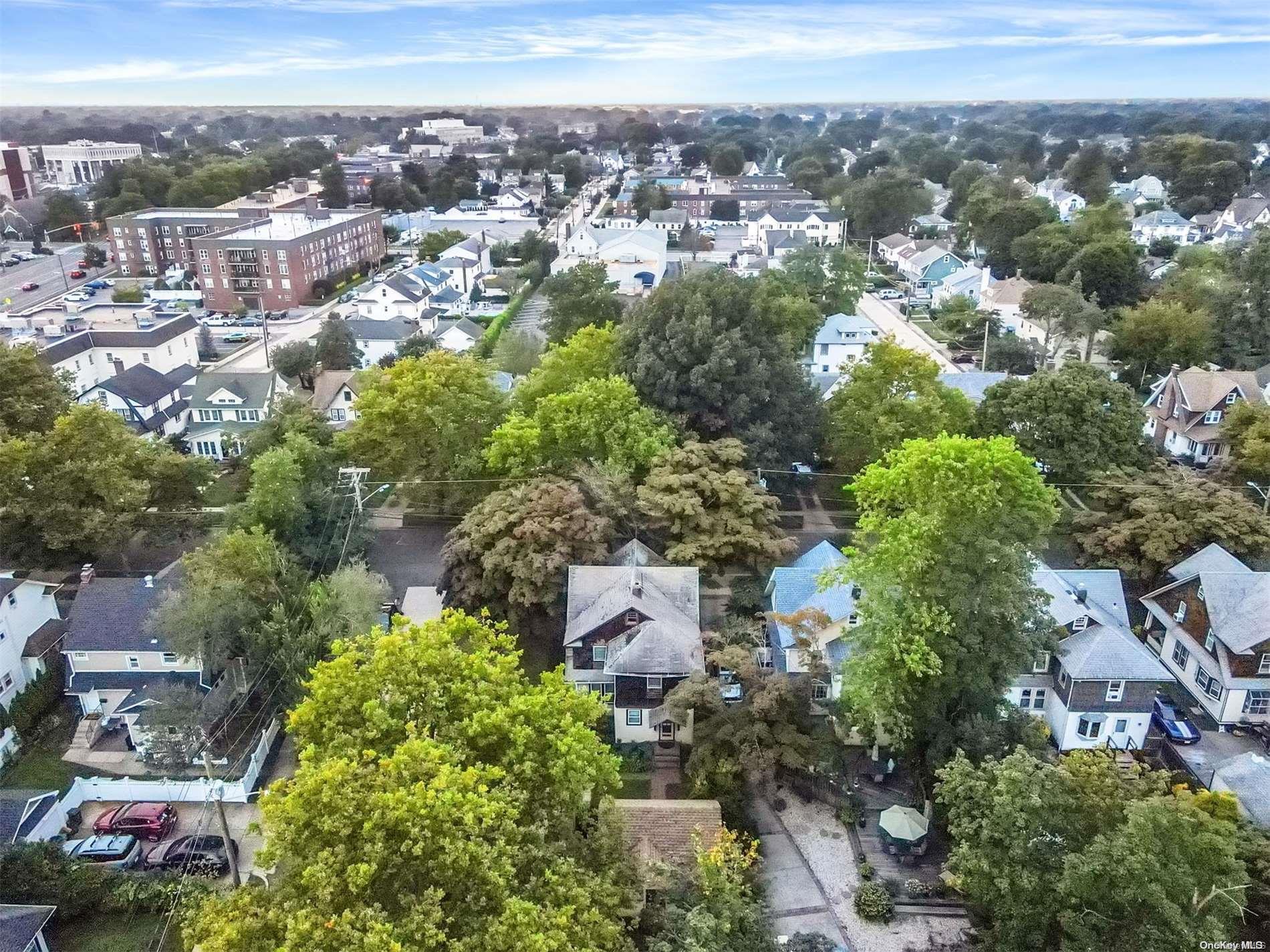 266 Earle Avenue Lynbrook Lynbrook, NY 11563