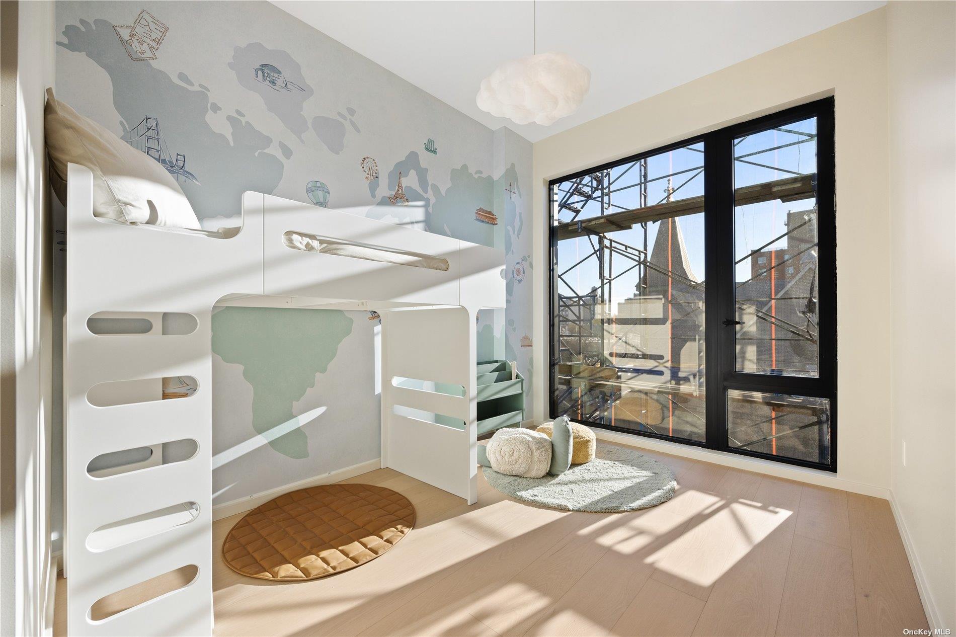 31-16 21st Street 2-J Astoria Astoria, NY 11106