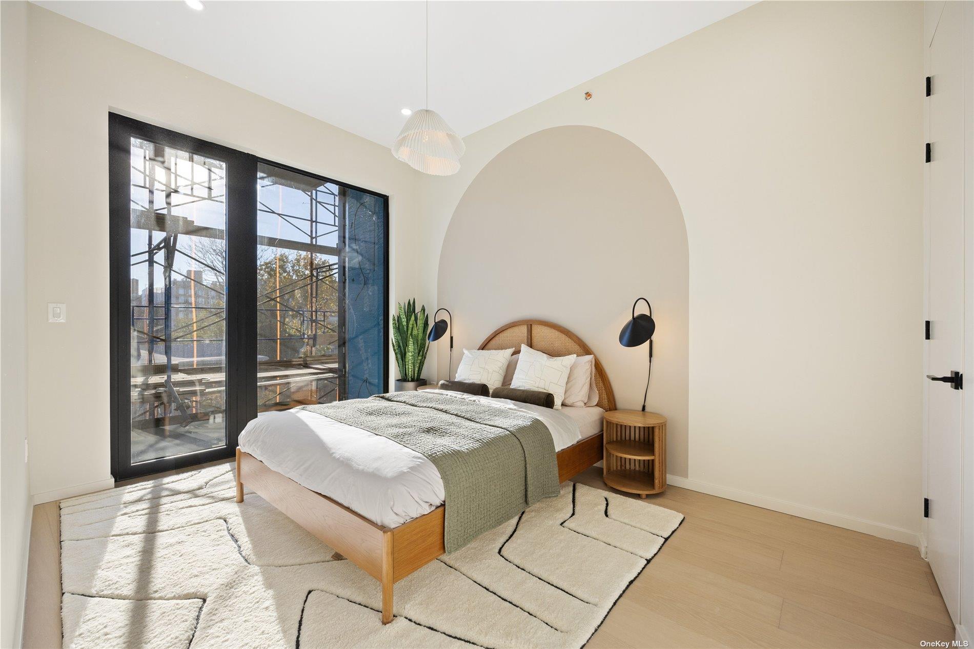 31-16 21st Street 2-J Astoria Astoria, NY 11106