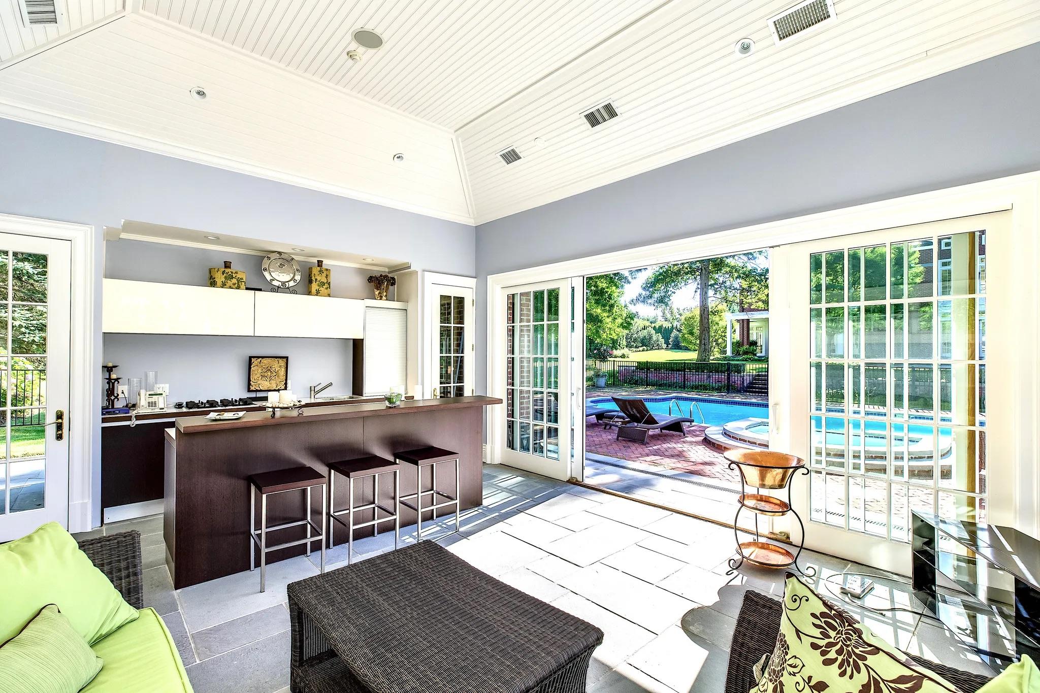 11 Dupont Court Brookville Brookville NY 11548