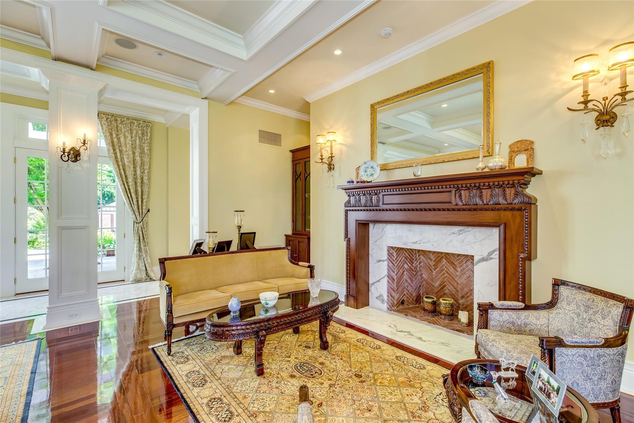 11 Dupont Court Brookville Brookville NY 11548