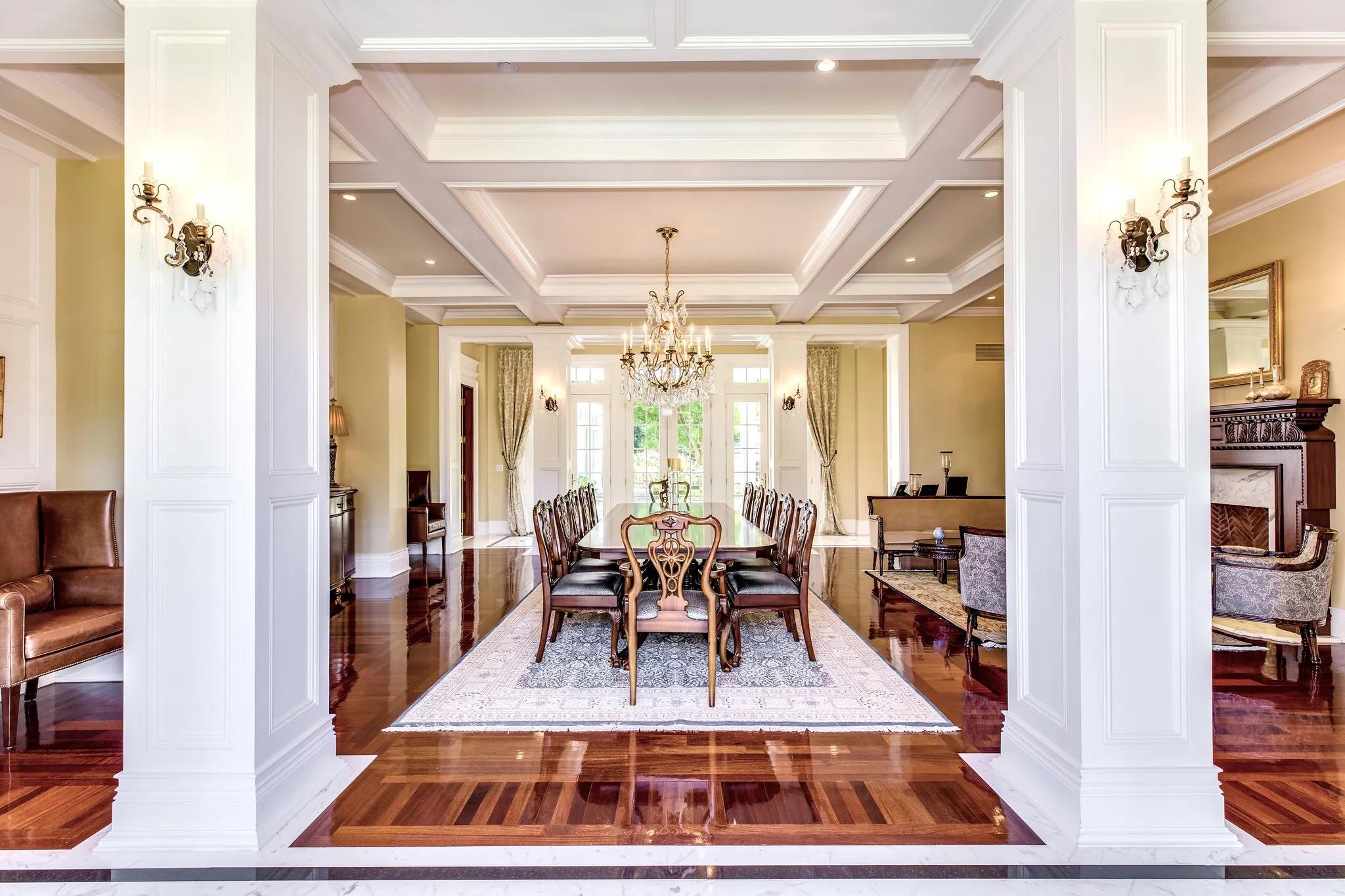 11 Dupont Court Brookville Brookville NY 11548