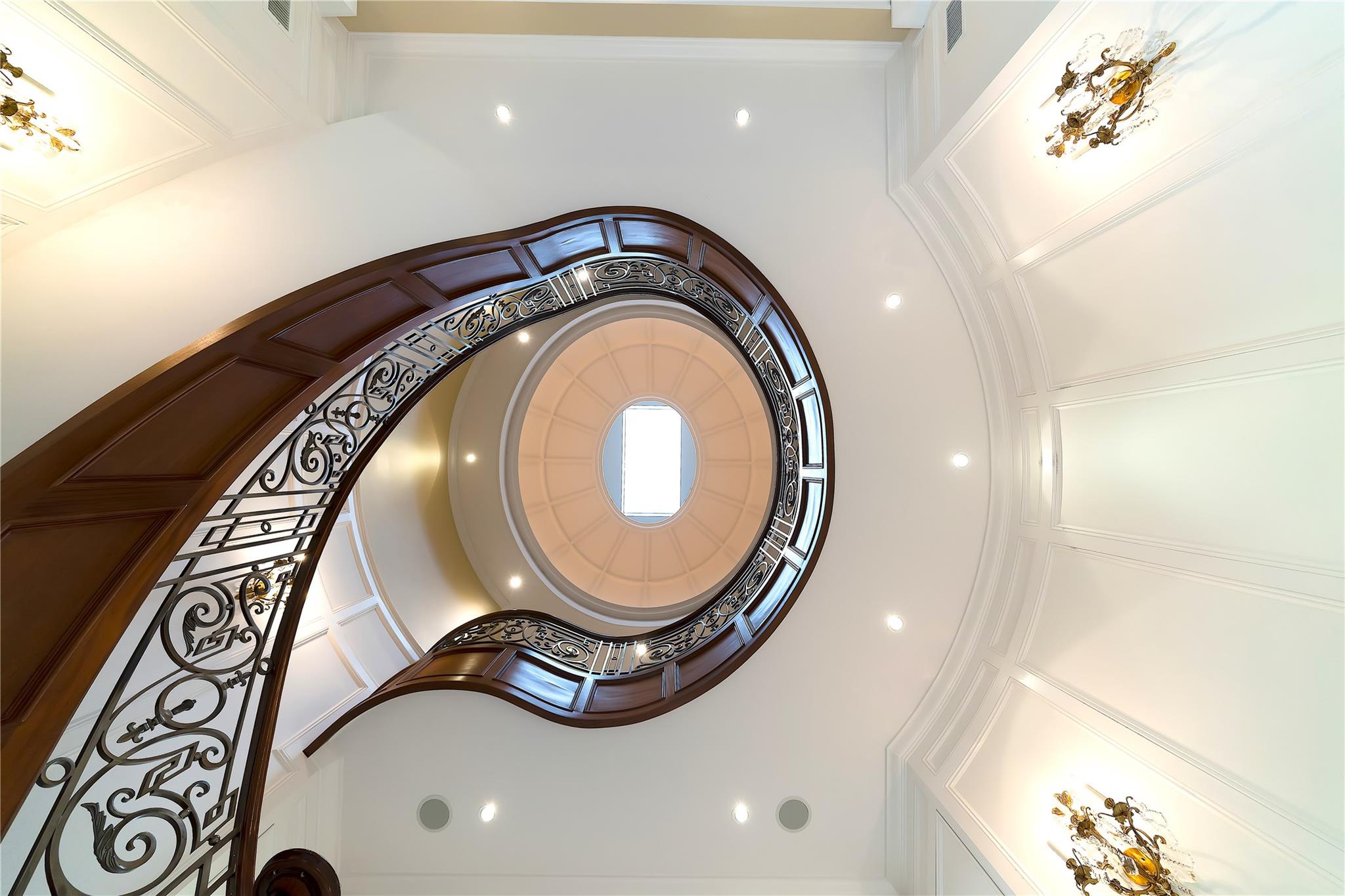 11 Dupont Court Brookville Brookville NY 11548