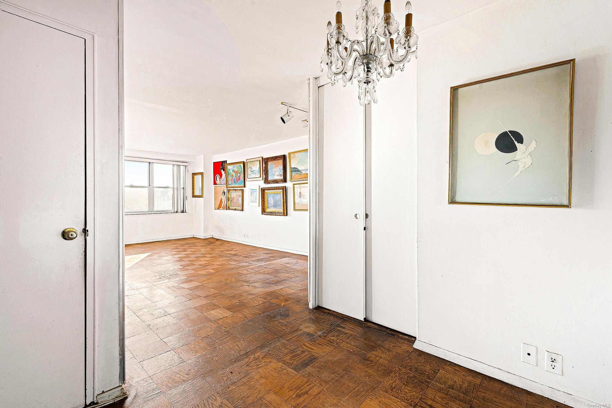 70-25 Yellowstone Boulevard 7-S Forest Hills Forest Hills, NY 11375