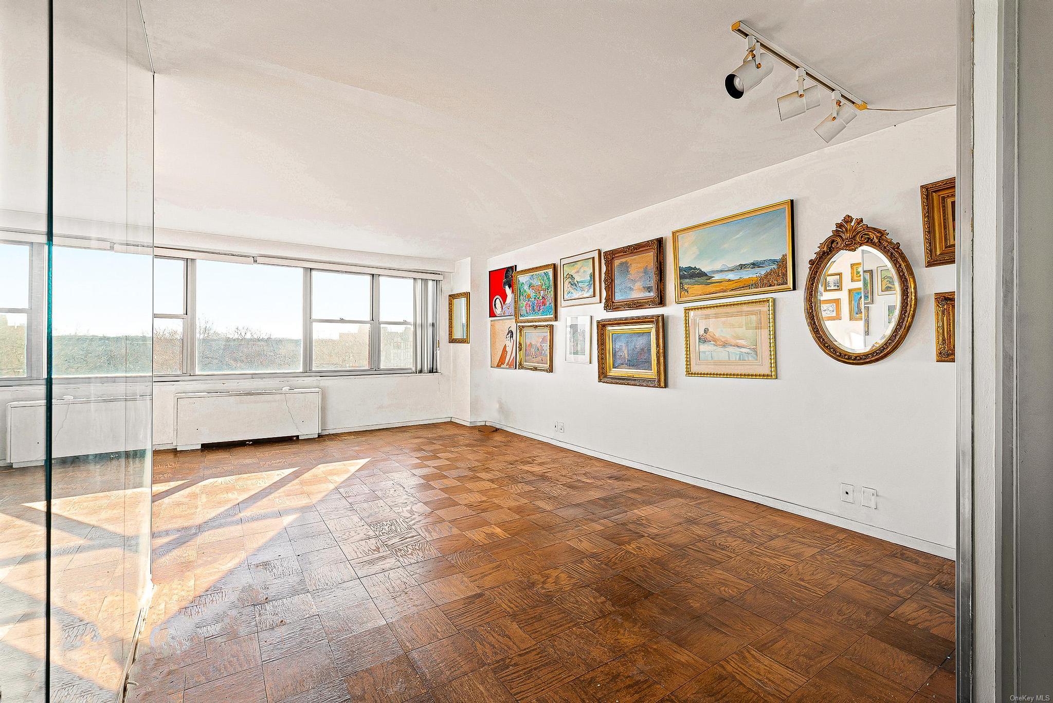 70-25 Yellowstone Boulevard 7-S Forest Hills Forest Hills, NY 11375